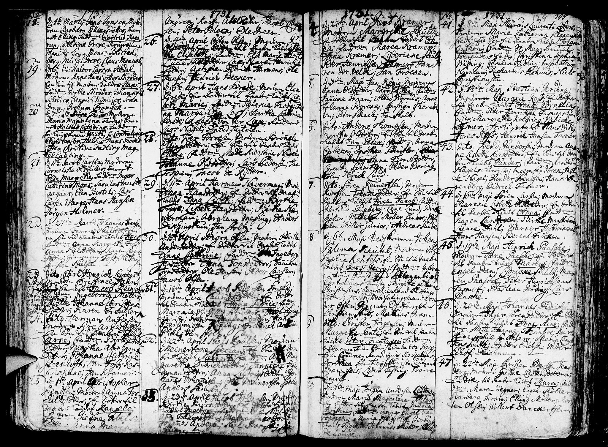 Nykirken Sokneprestembete, AV/SAB-A-77101/H/Haa/L0003: Parish register (official) no. A 3, 1717-1764, p. 129