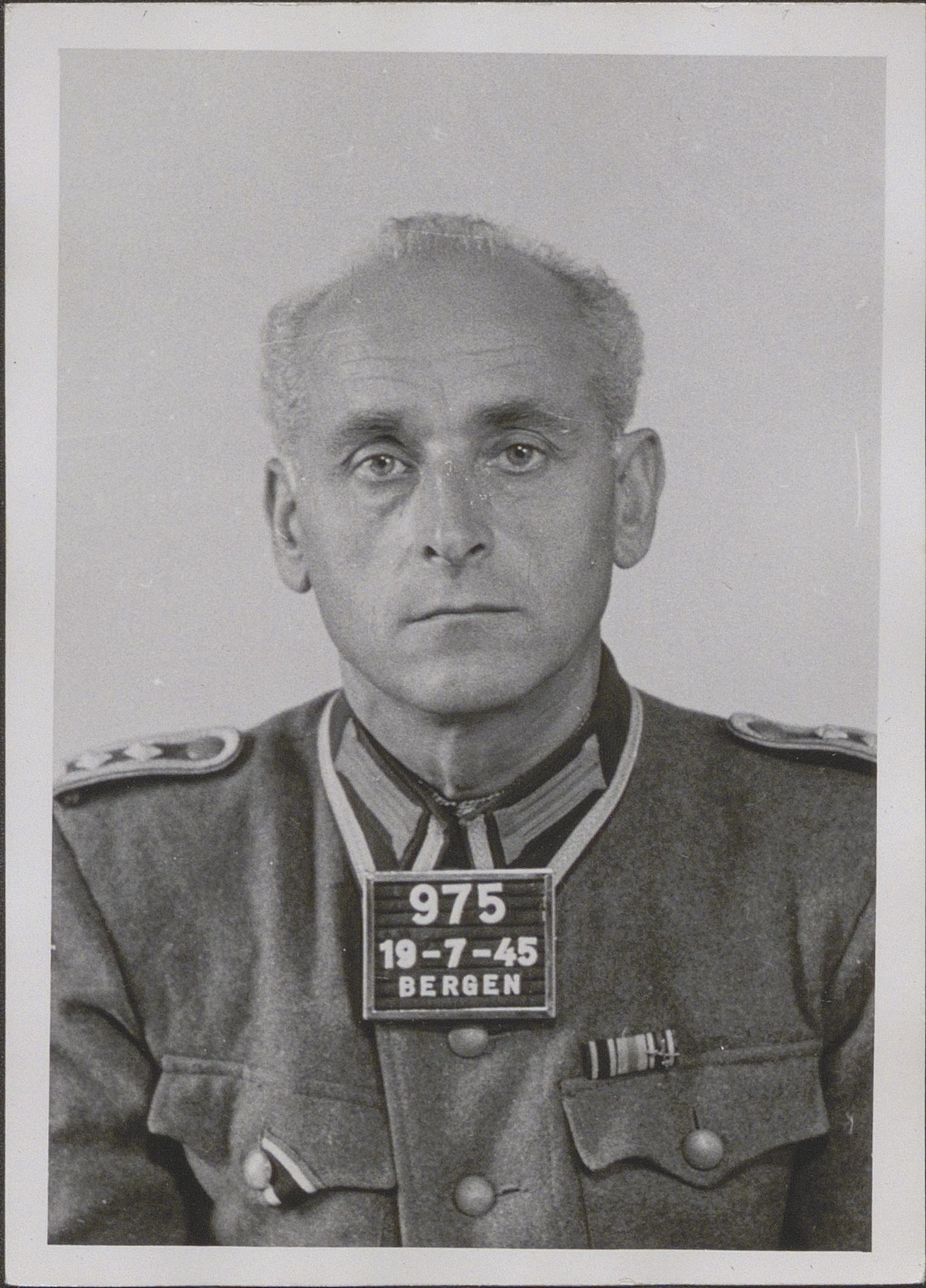 Bergen politikammer / politidistrikt, SAB/A-60401/Y/Yc/Ycd/L0004: Personfoto - landsvikere etc, 1945-1947, p. 929