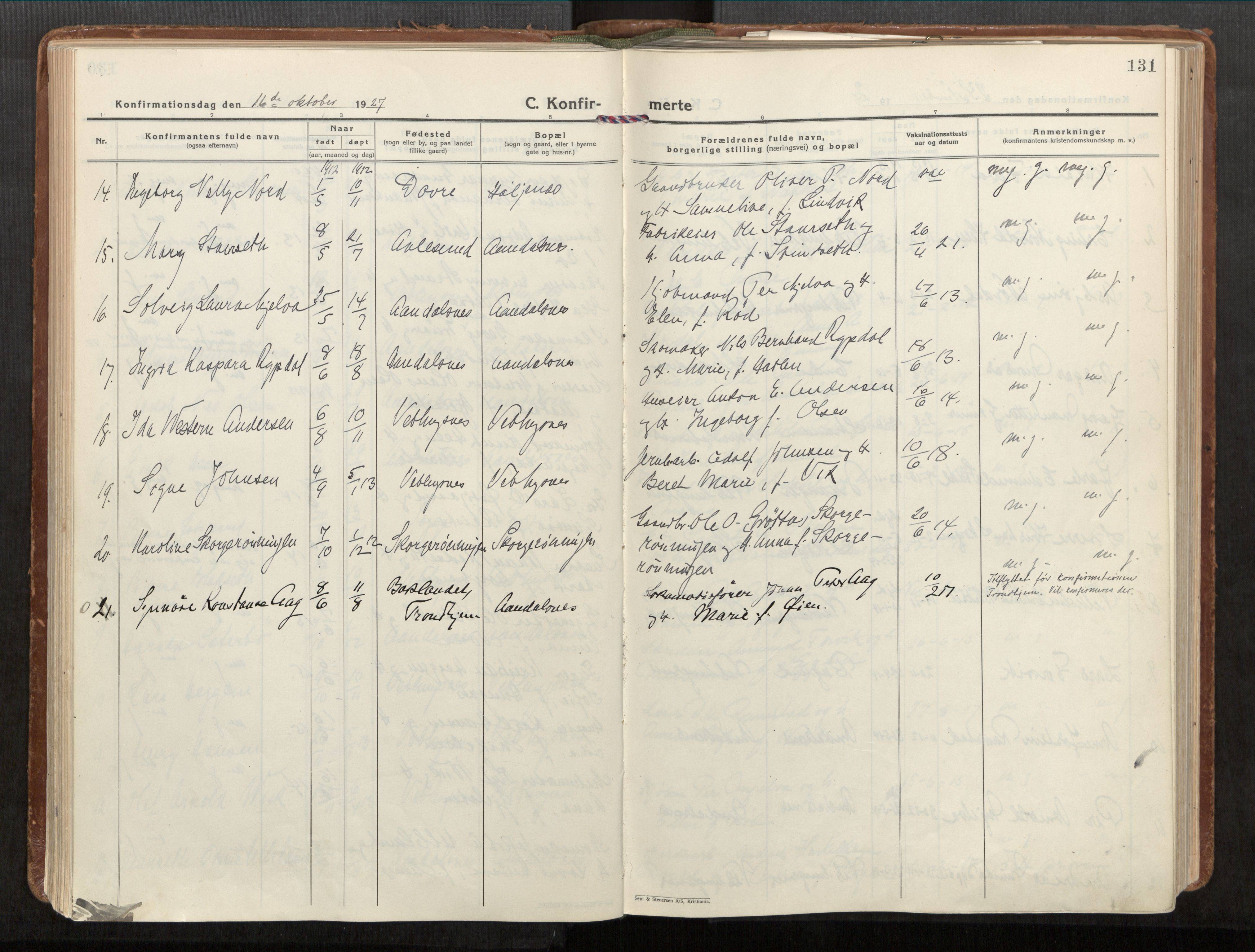 Ministerialprotokoller, klokkerbøker og fødselsregistre - Møre og Romsdal, AV/SAT-A-1454/544/L0587: Parish register (official) no. 544A11, 1924-1954, p. 131