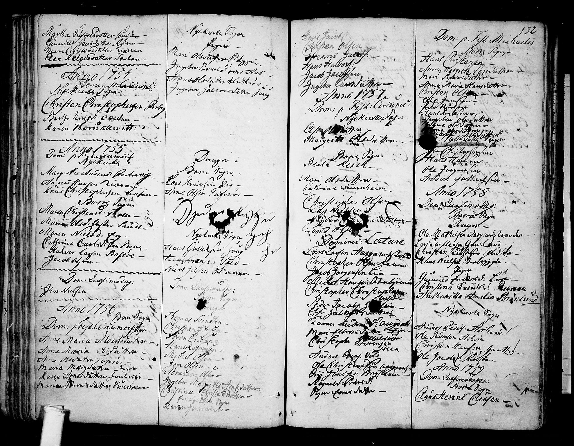 Borre kirkebøker, SAKO/A-338/F/Fa/L0002: Parish register (official) no. I 2, 1752-1806, p. 132