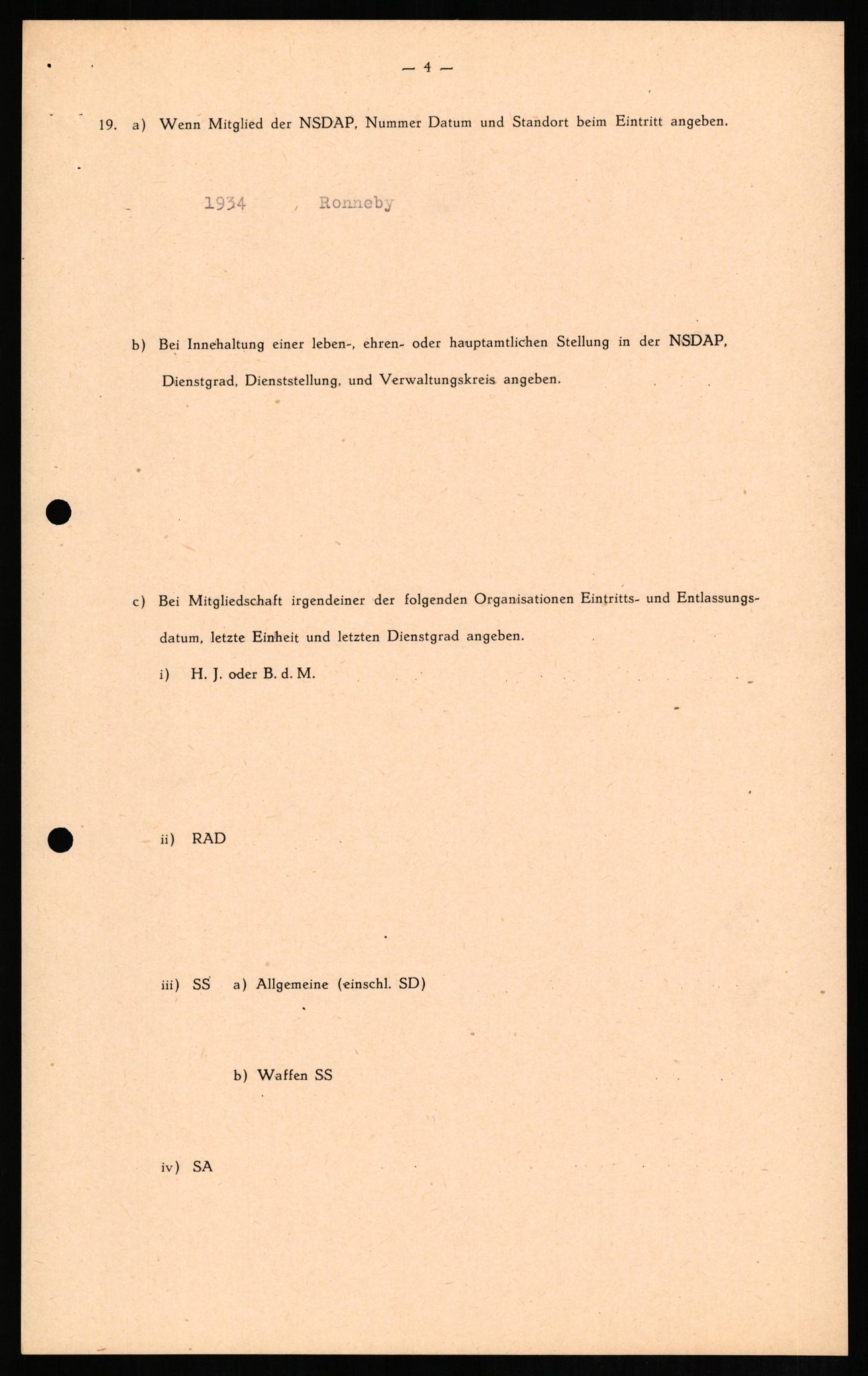 Forsvaret, Forsvarets overkommando II, AV/RA-RAFA-3915/D/Db/L0012: CI Questionaires. Tyske okkupasjonsstyrker i Norge. Tyskere., 1945-1946, p. 101