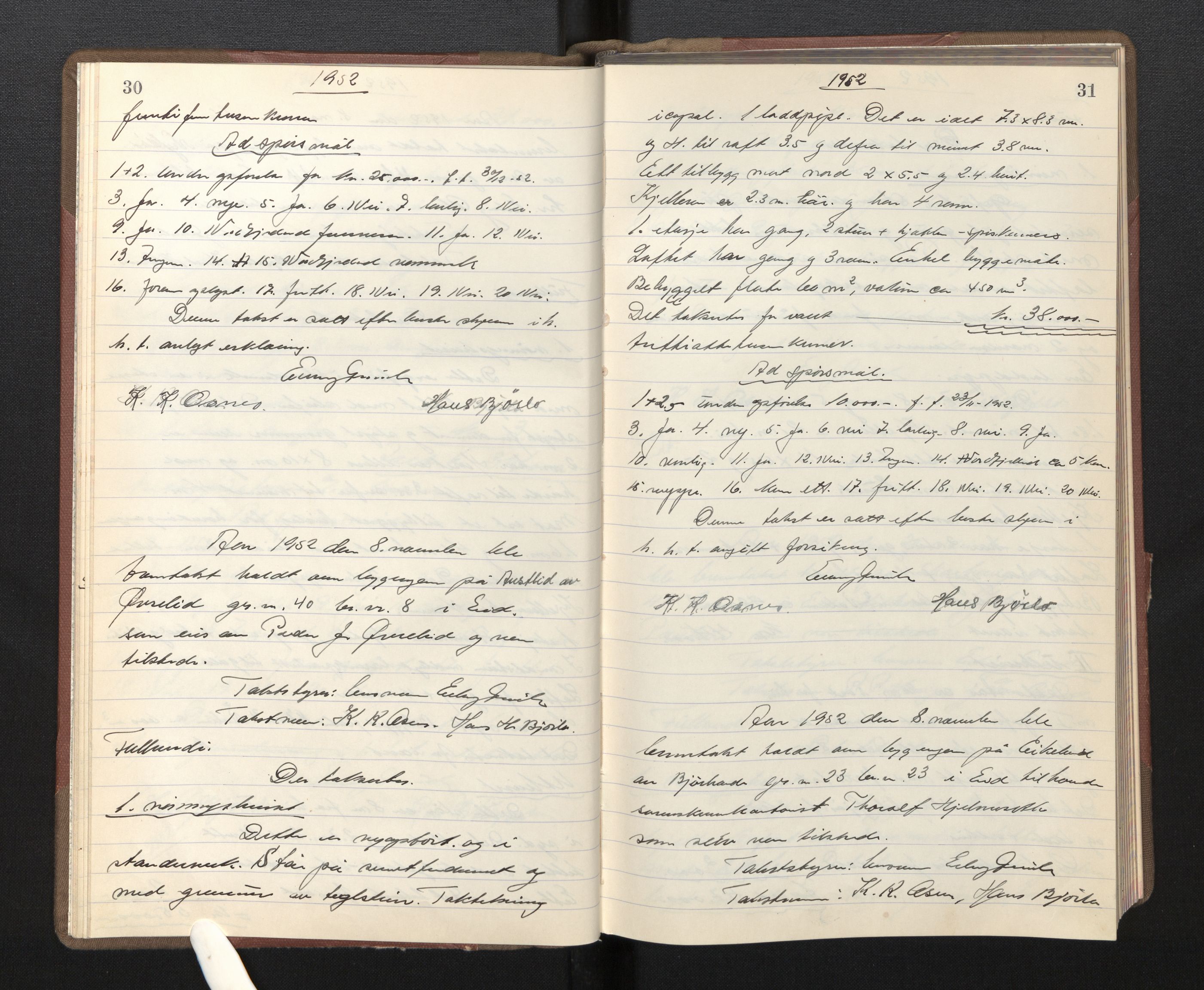 Lensmannen i Eid, AV/SAB-A-27001/0012/L0006: Branntakstprotokoll, 1952, p. 30-31