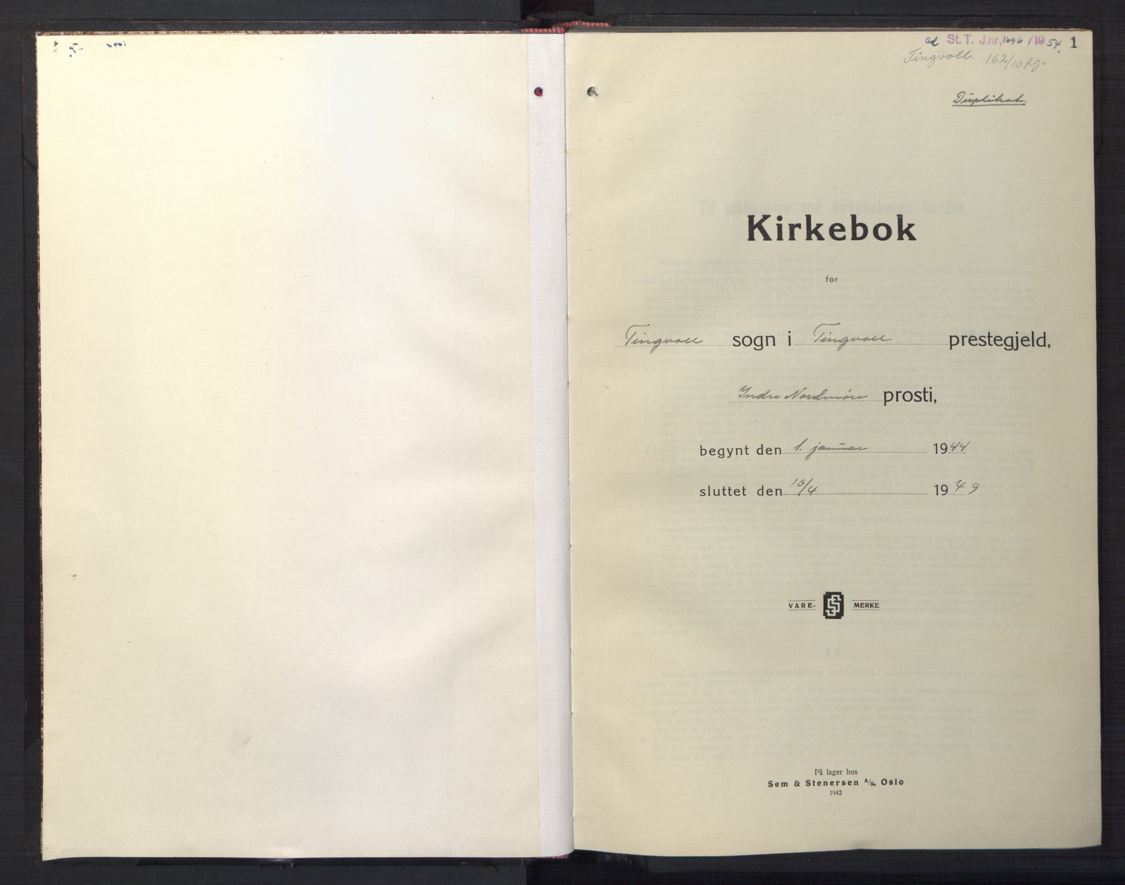 Ministerialprotokoller, klokkerbøker og fødselsregistre - Møre og Romsdal, AV/SAT-A-1454/586/L0996: Parish register (copy) no. 586C07, 1944-1949, p. 1