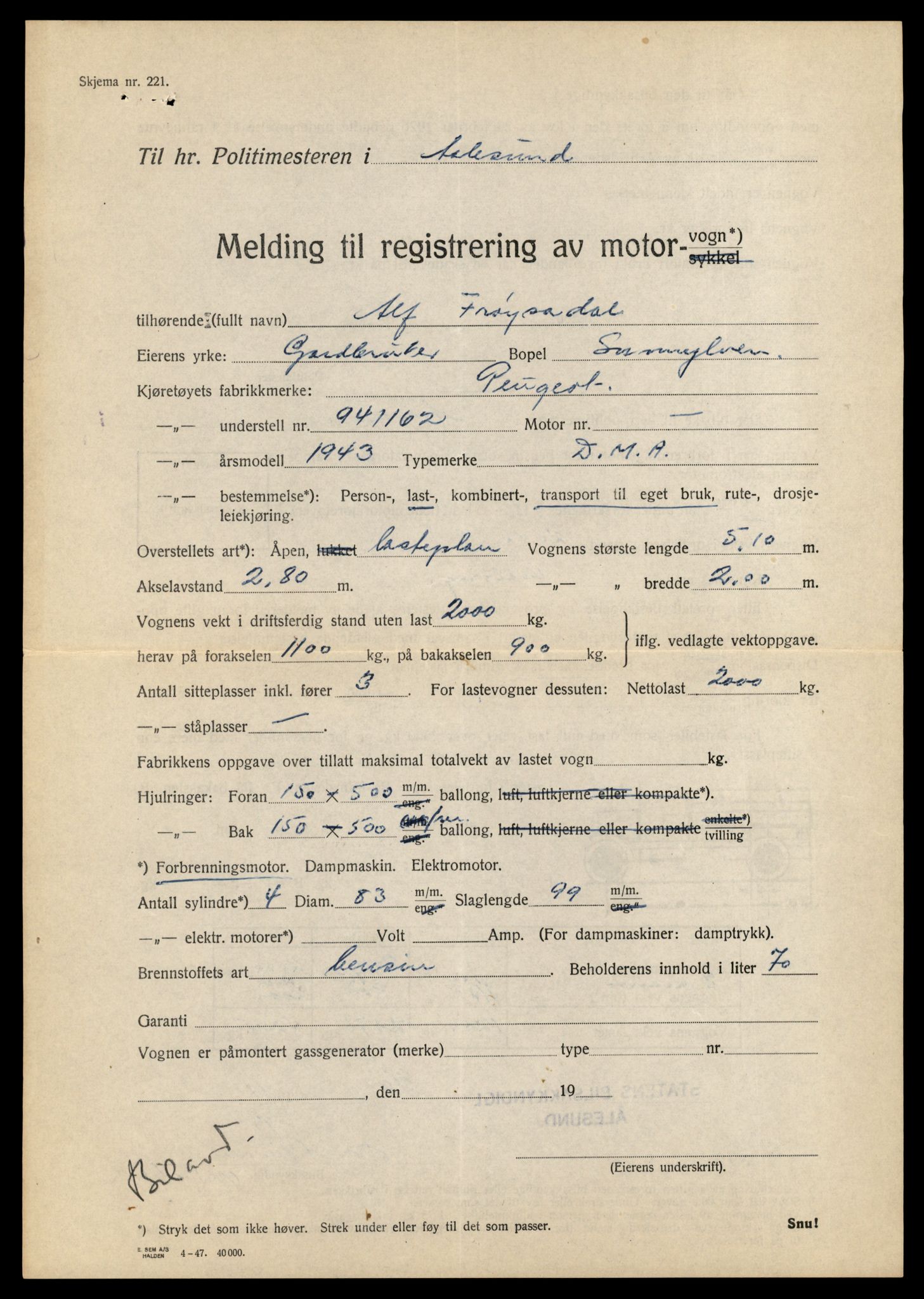 Møre og Romsdal vegkontor - Ålesund trafikkstasjon, AV/SAT-A-4099/F/Fe/L0034: Registreringskort for kjøretøy T 12500 - T 12652, 1927-1998, p. 1052