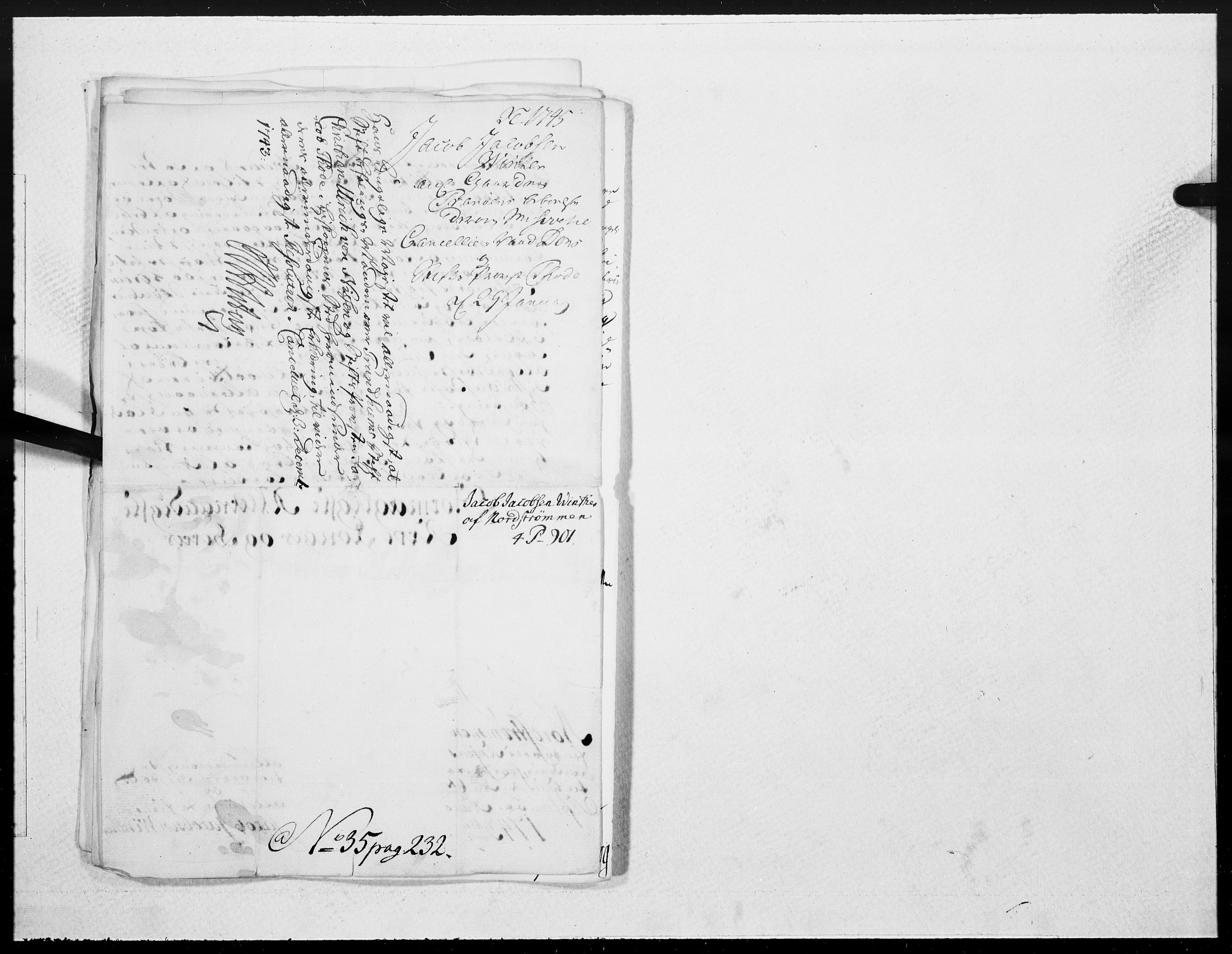 Danske Kanselli 1572-1799, AV/RA-EA-3023/F/Fc/Fcc/Fcca/L0141: Norske innlegg 1572-1799, 1745, p. 122