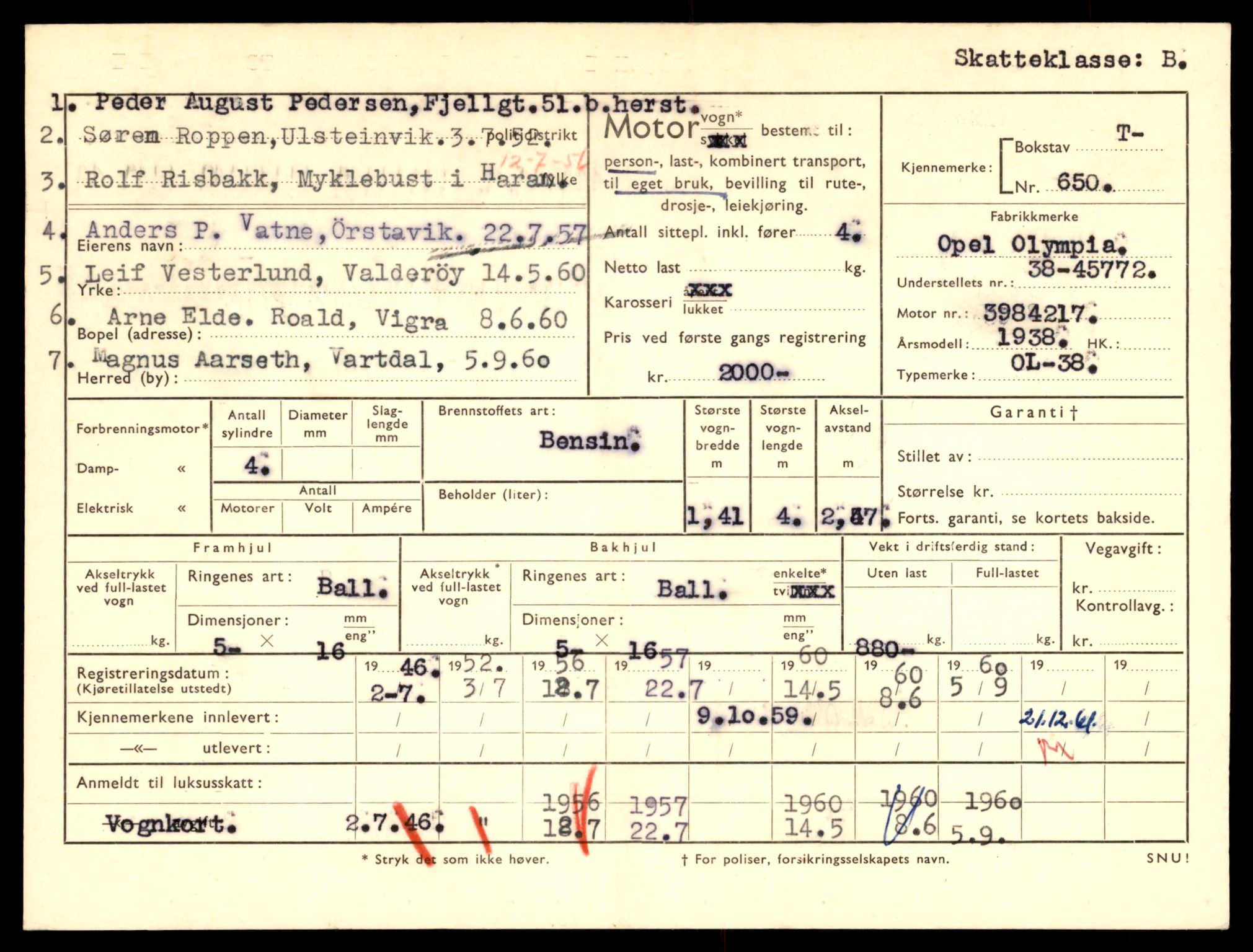 Møre og Romsdal vegkontor - Ålesund trafikkstasjon, SAT/A-4099/F/Fe/L0006: Registreringskort for kjøretøy T 547 - T 650, 1927-1998, p. 3115