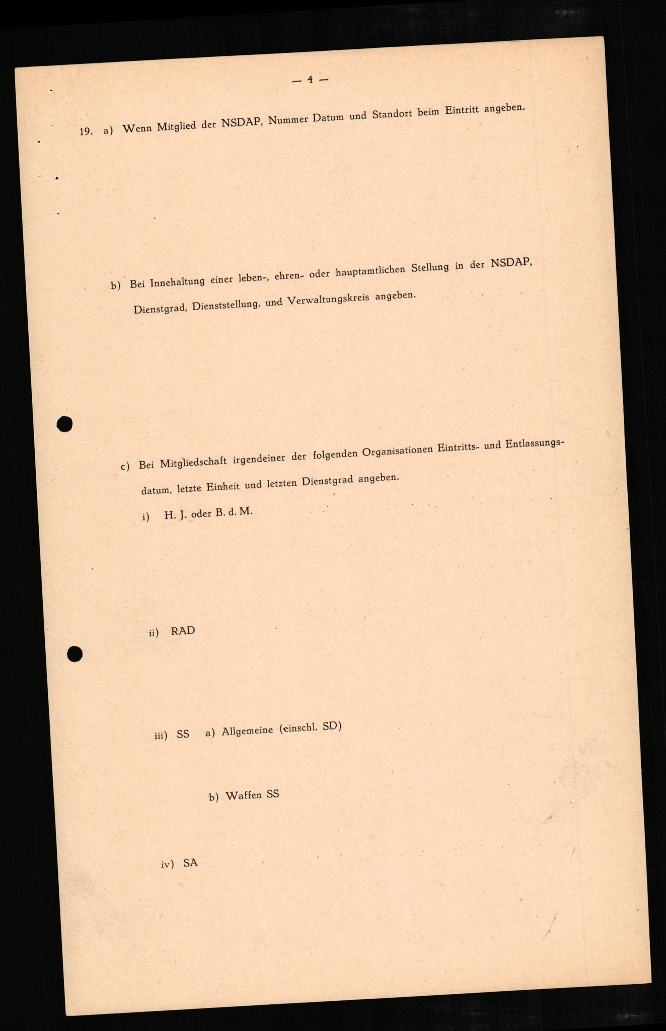 Forsvaret, Forsvarets overkommando II, AV/RA-RAFA-3915/D/Db/L0007: CI Questionaires. Tyske okkupasjonsstyrker i Norge. Tyskere., 1945-1946, p. 371