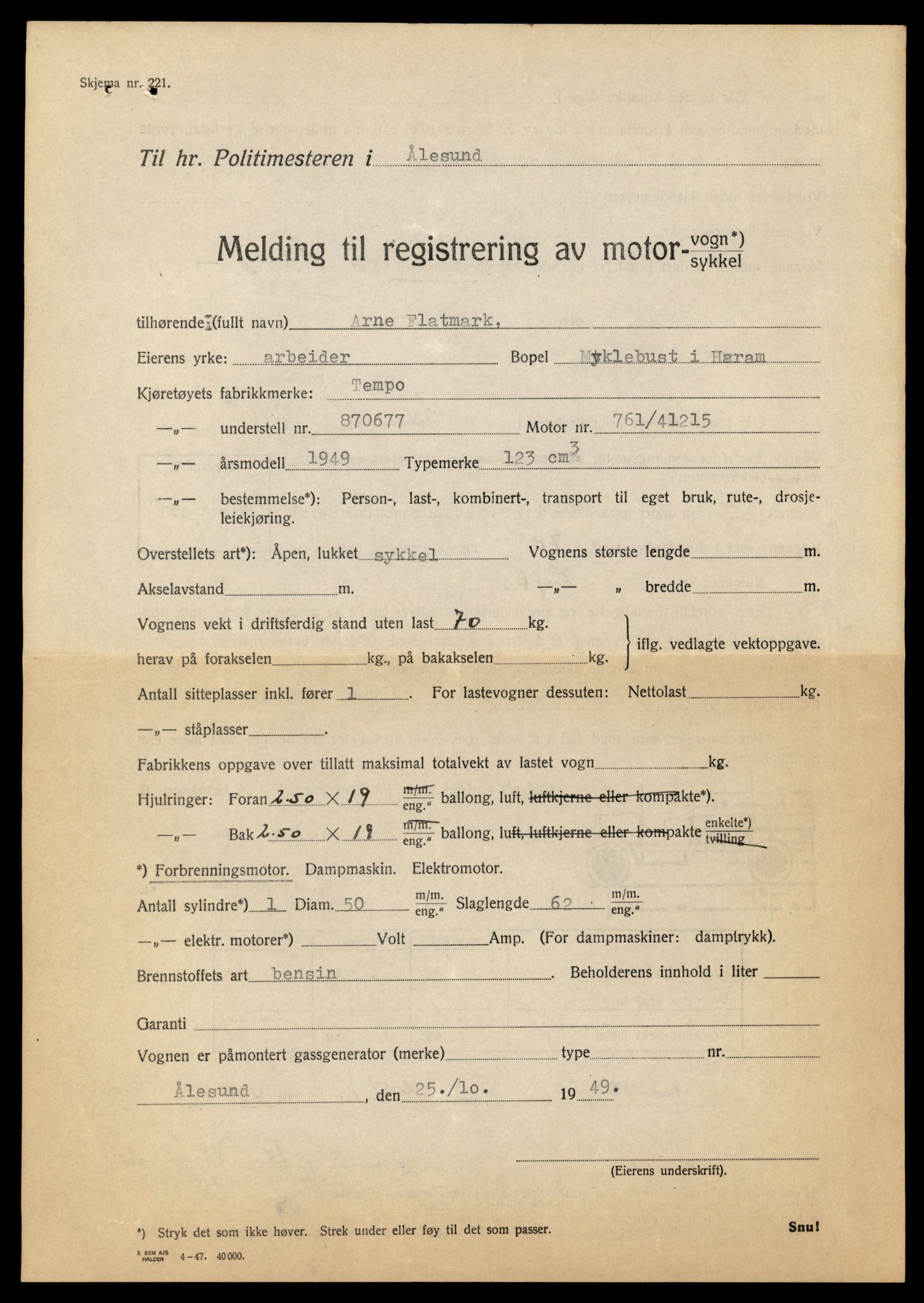 Møre og Romsdal vegkontor - Ålesund trafikkstasjon, AV/SAT-A-4099/F/Fe/L0026: Registreringskort for kjøretøy T 11046 - T 11160, 1927-1998, p. 2905