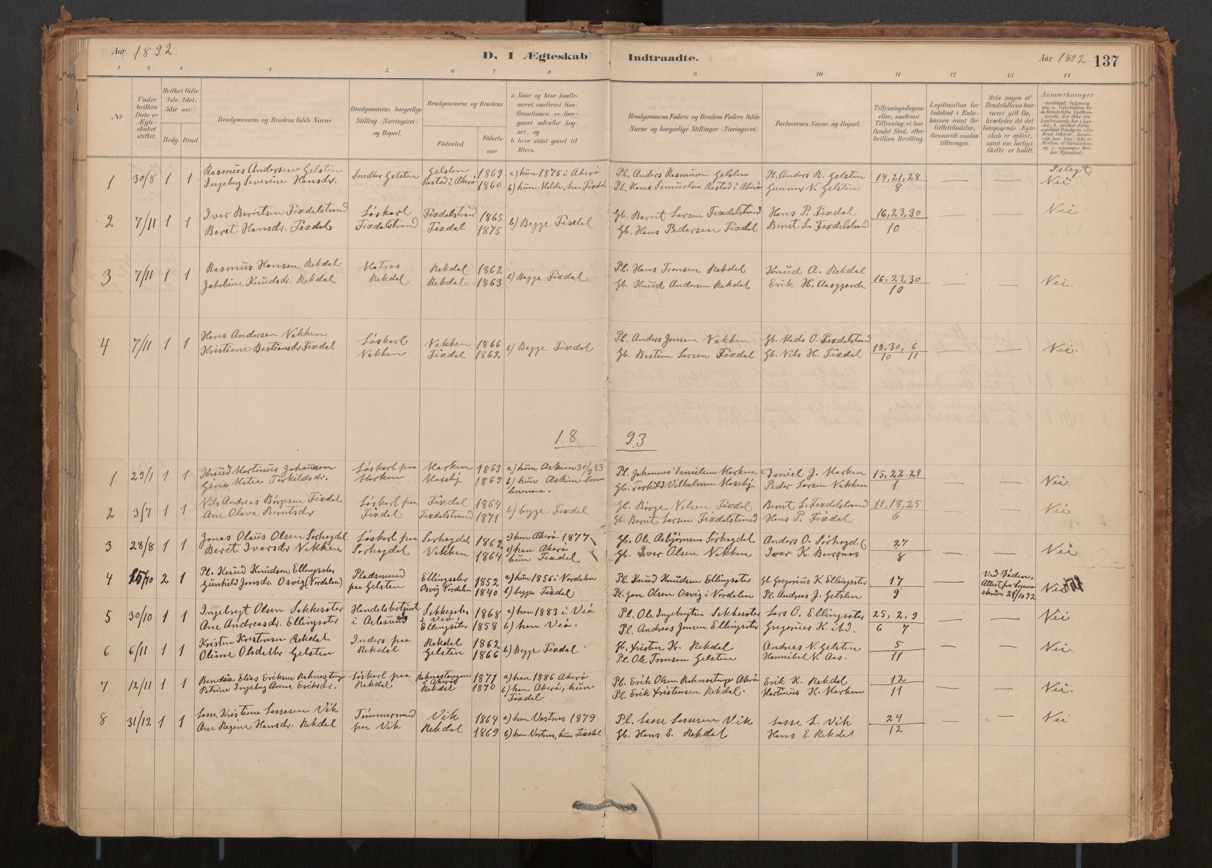 Ministerialprotokoller, klokkerbøker og fødselsregistre - Møre og Romsdal, AV/SAT-A-1454/540/L0540a: Parish register (official) no. 540A02, 1884-1908, p. 137