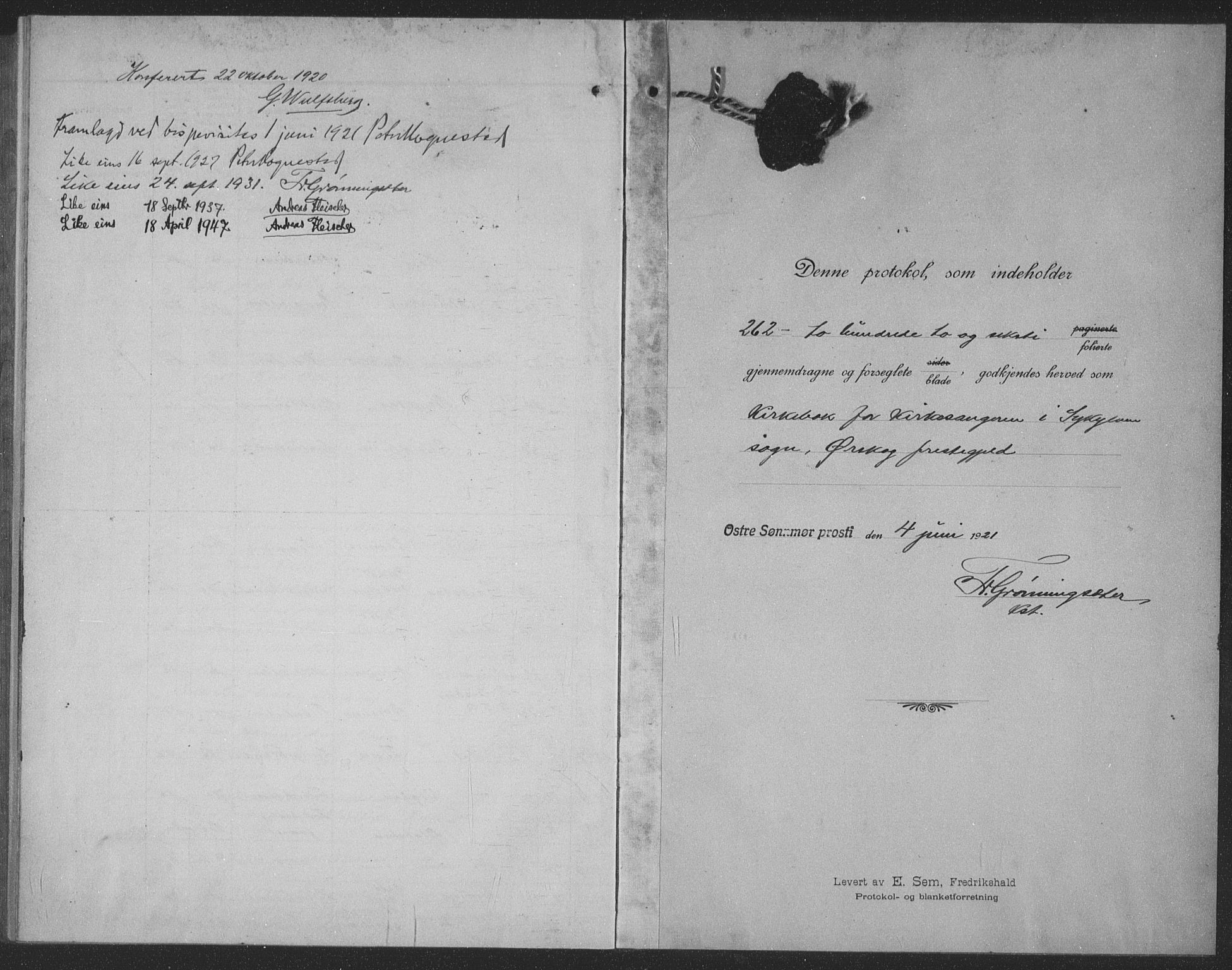 Ministerialprotokoller, klokkerbøker og fødselsregistre - Møre og Romsdal, SAT/A-1454/523/L0342: Parish register (copy) no. 523C05, 1916-1937