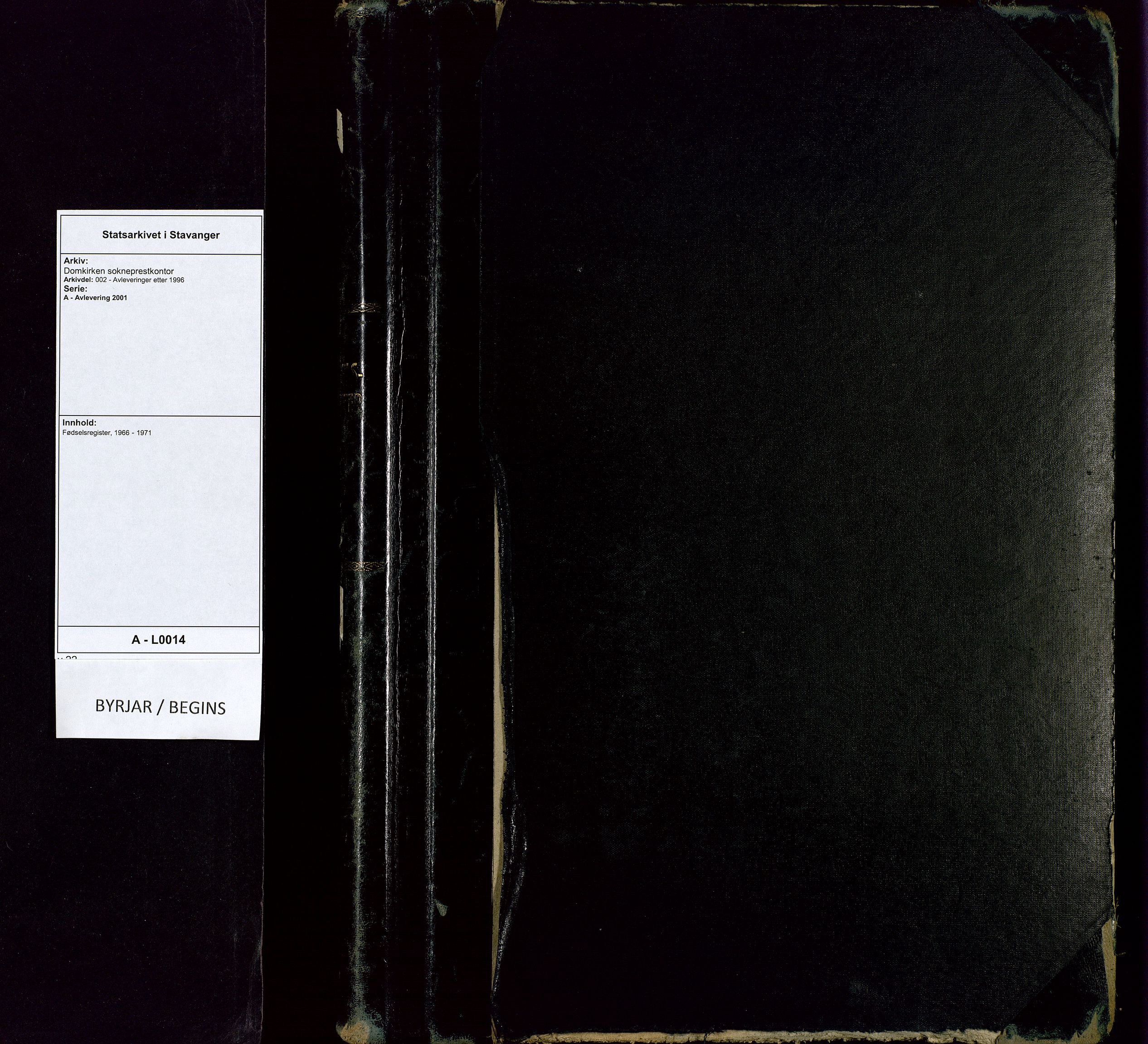 Domkirken sokneprestkontor, SAST/A-101812/002/A/L0014: Birth register no. 14, 1966-1971