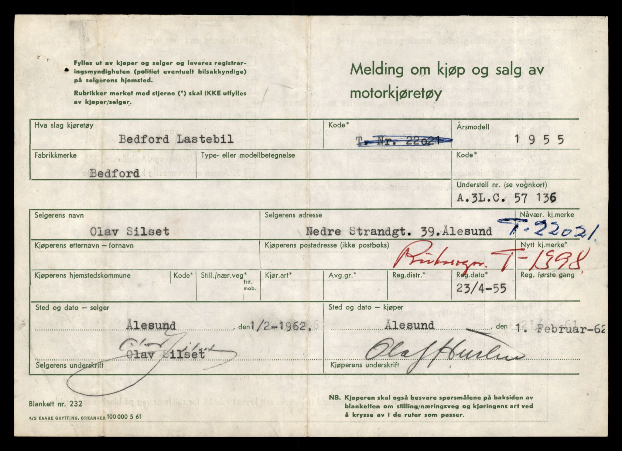 Møre og Romsdal vegkontor - Ålesund trafikkstasjon, AV/SAT-A-4099/F/Fe/L0034: Registreringskort for kjøretøy T 12500 - T 12652, 1927-1998, p. 992