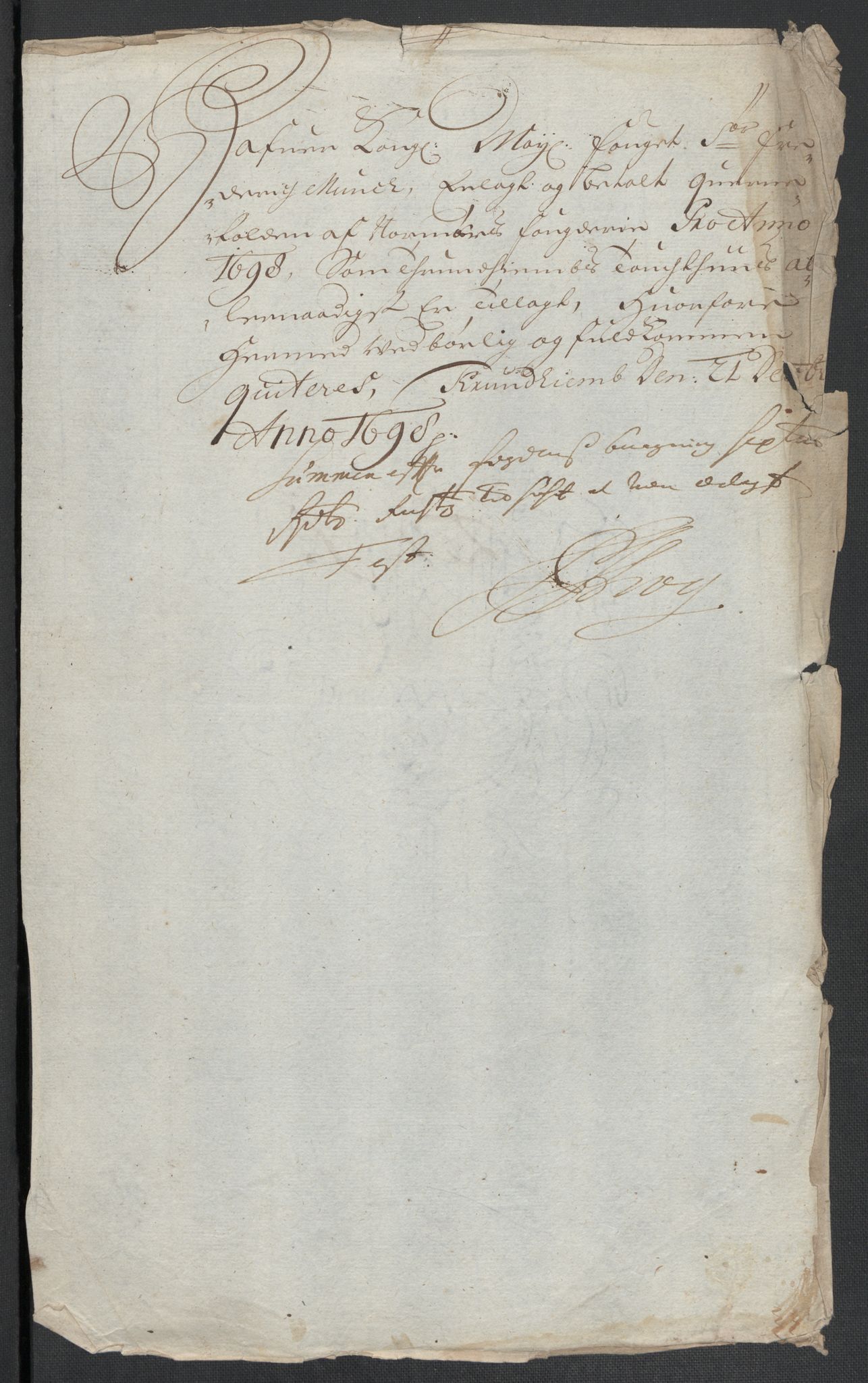 Rentekammeret inntil 1814, Reviderte regnskaper, Fogderegnskap, RA/EA-4092/R56/L3737: Fogderegnskap Nordmøre, 1697-1698, p. 277