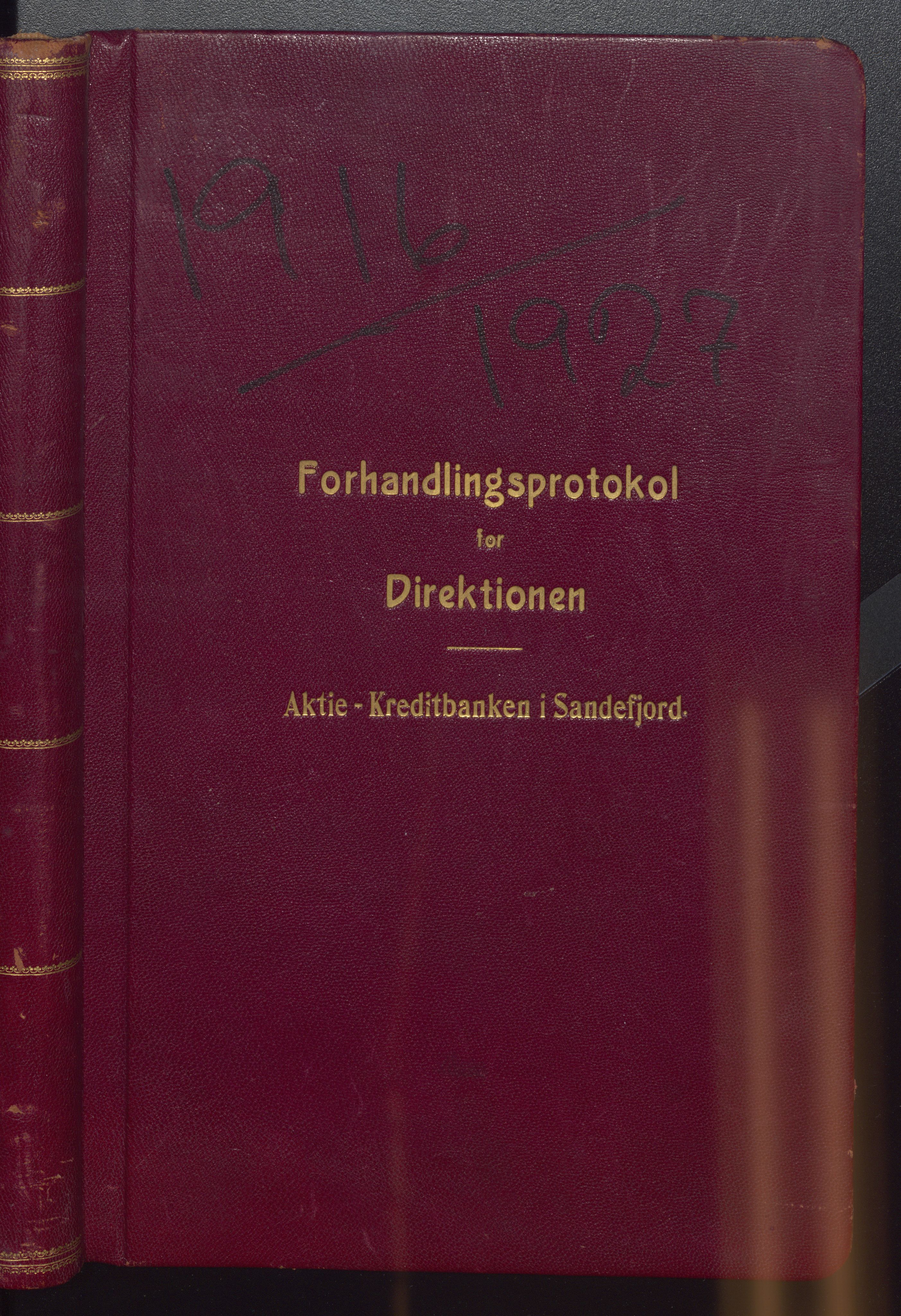 Privatbanken i Sandefjord AS, VEMU/ARS-A-1256/A/Ab/L0002: Forhandlingsprotokoll Aktie- Kreditbanken, 1916-1927