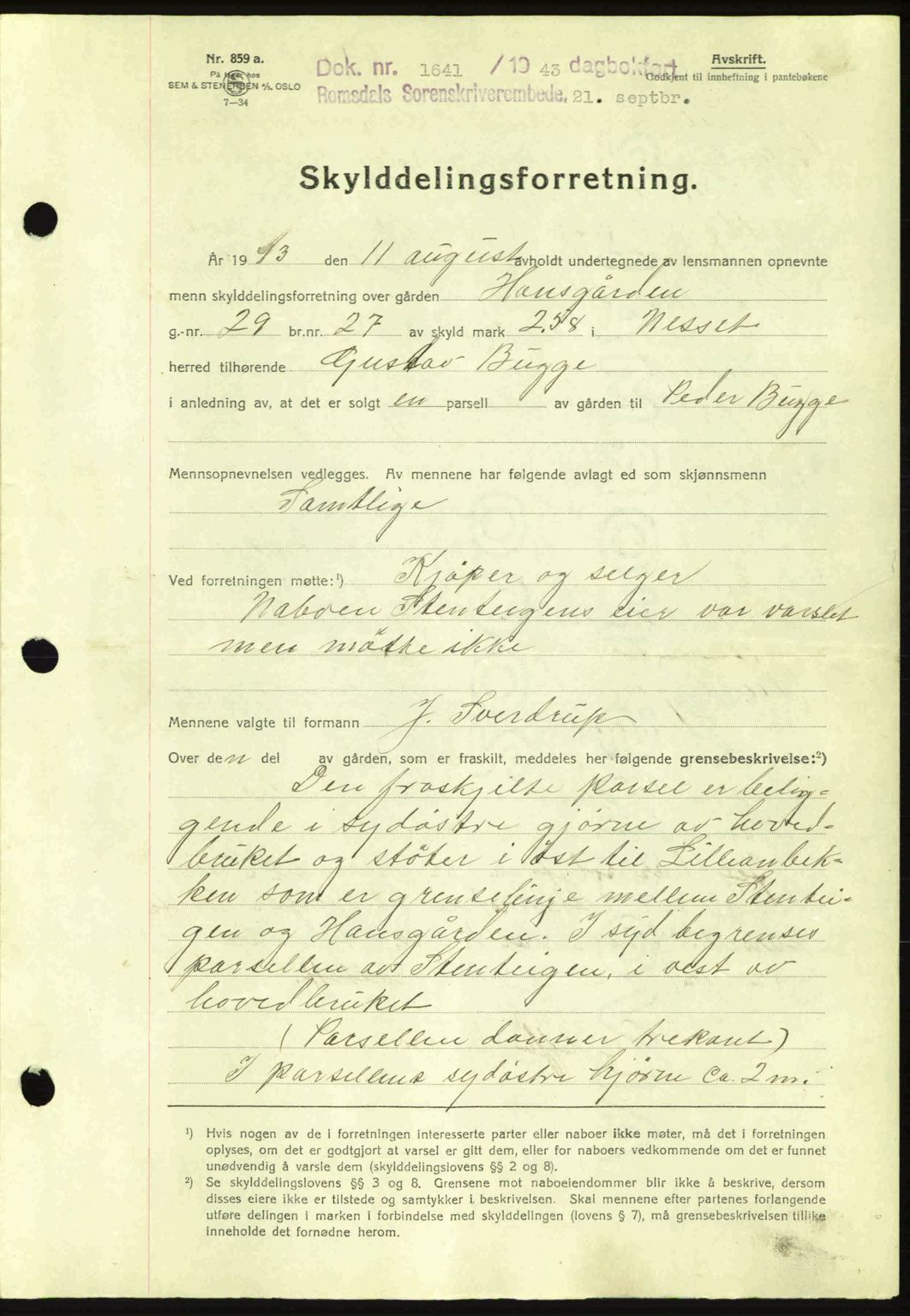 Romsdal sorenskriveri, AV/SAT-A-4149/1/2/2C: Mortgage book no. A14, 1943-1943, Diary no: : 1641/1943