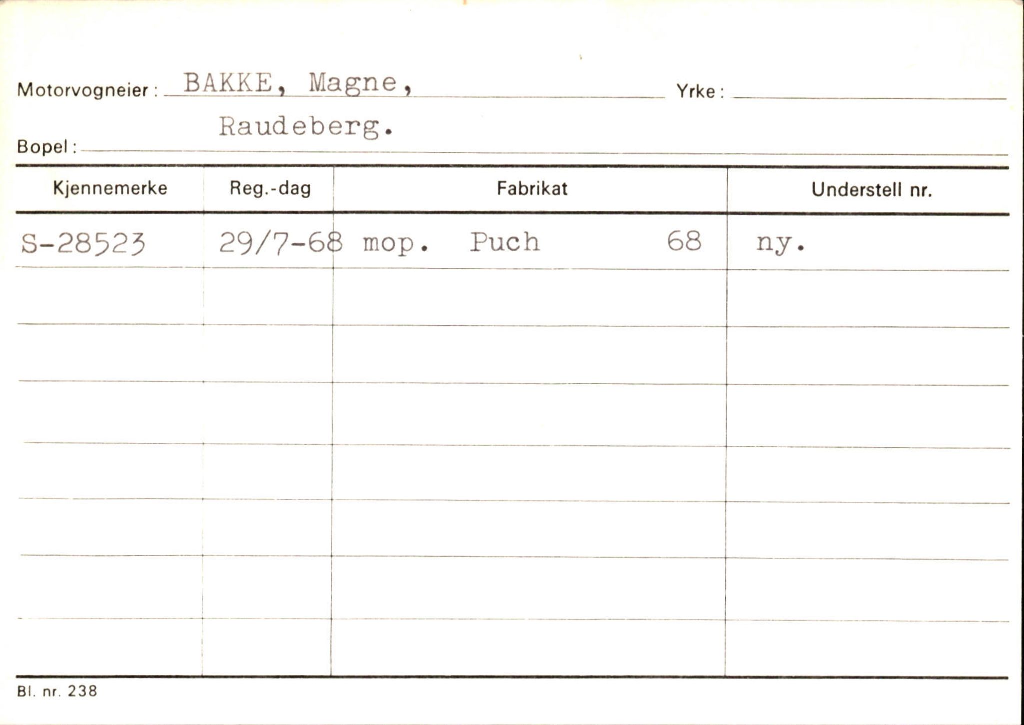 Statens vegvesen, Sogn og Fjordane vegkontor, AV/SAB-A-5301/4/F/L0144: Registerkort Vågsøy A-R, 1945-1975, p. 85