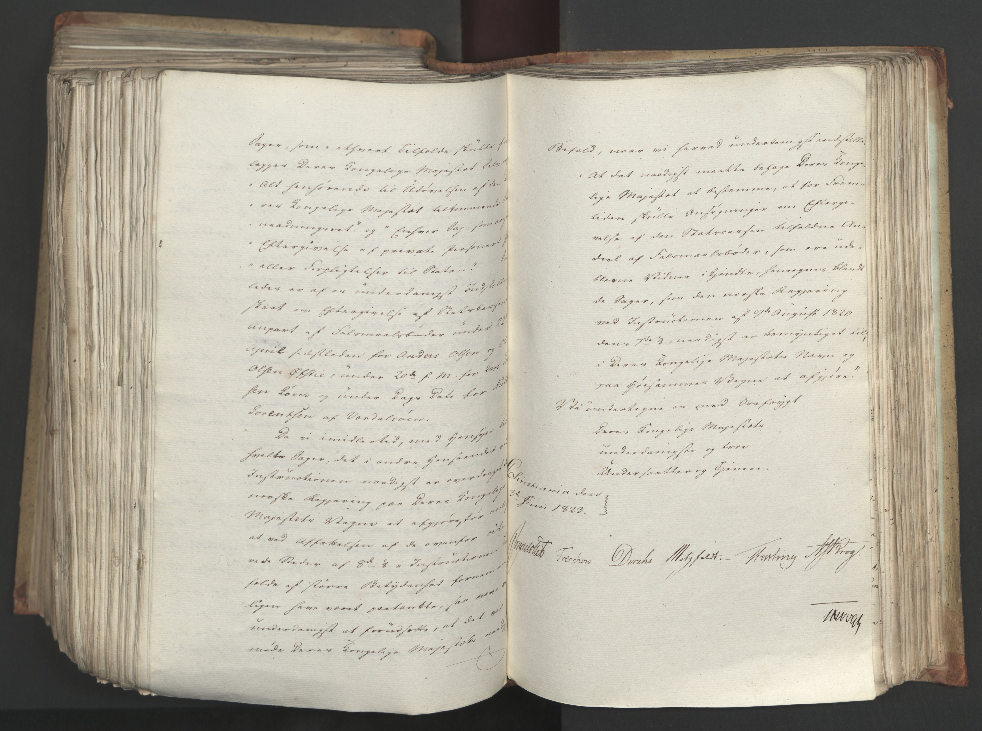 Statsrådsavdelingen i Stockholm, AV/RA-S-1003/D/Da/L0034: Regjeringsinnstillinger nr. 275-540, 1823, p. 532