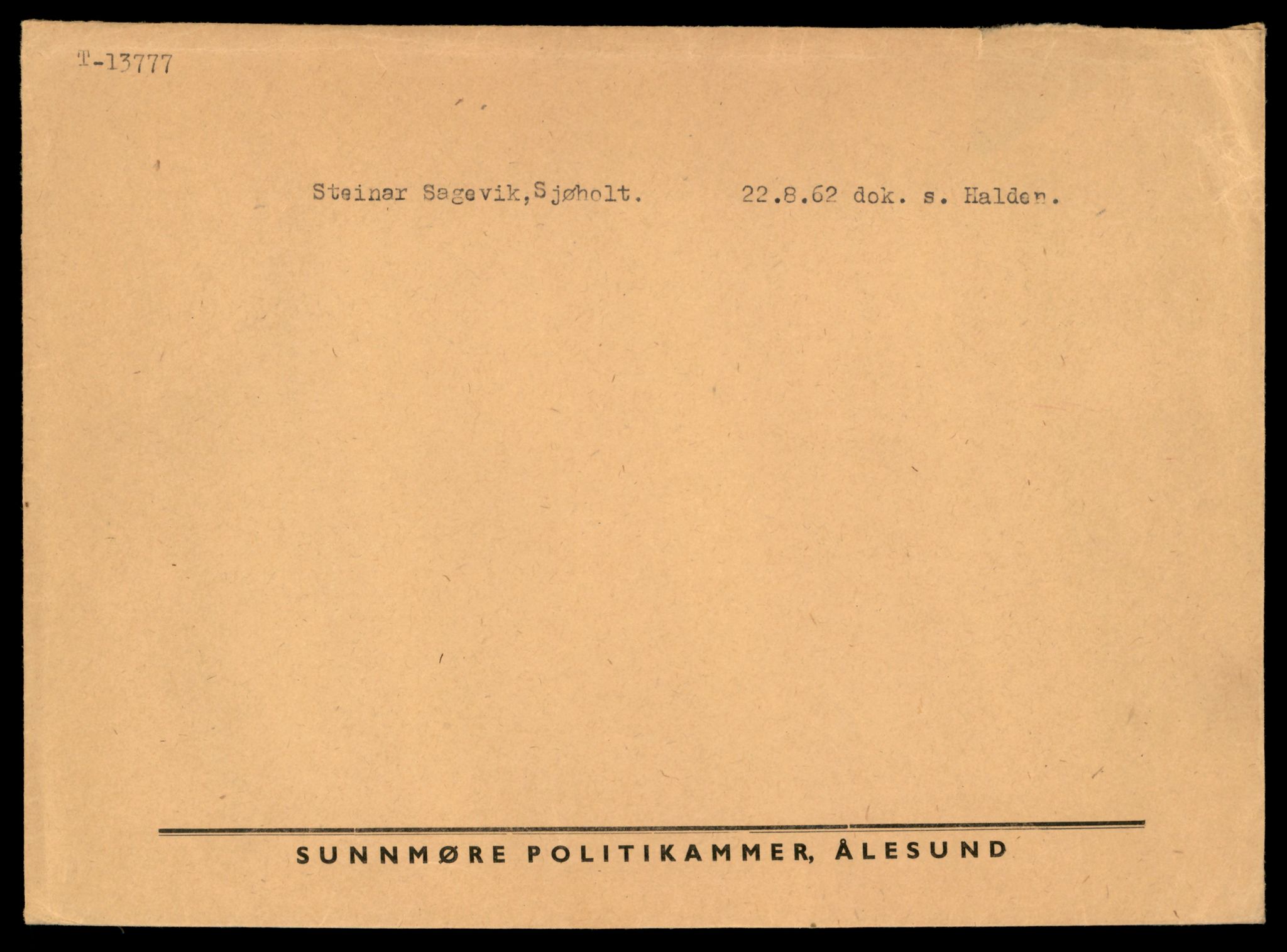 Møre og Romsdal vegkontor - Ålesund trafikkstasjon, AV/SAT-A-4099/F/Fe/L0041: Registreringskort for kjøretøy T 13710 - T 13905, 1927-1998, p. 1145