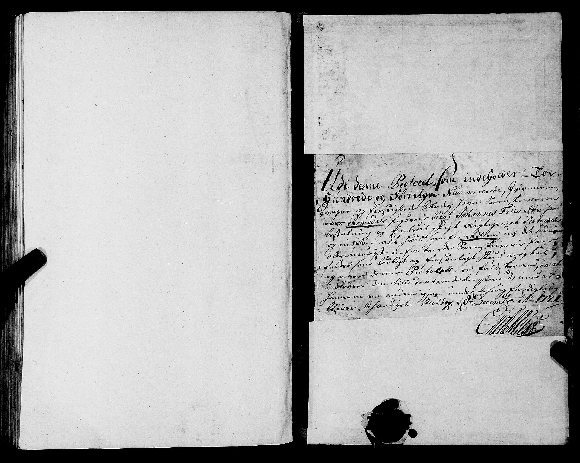 Romsdal sorenskriveri, SAT/A-4149/1/1/1A/L0009: Tingbok, 1722-1728, p. 240b-241a