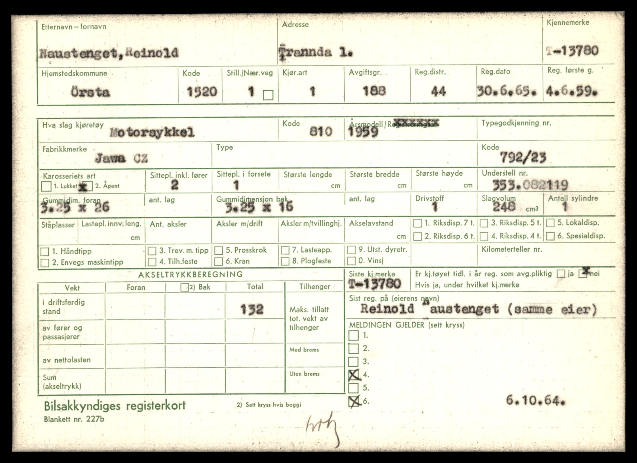 Møre og Romsdal vegkontor - Ålesund trafikkstasjon, AV/SAT-A-4099/F/Fe/L0041: Registreringskort for kjøretøy T 13710 - T 13905, 1927-1998, p. 1193