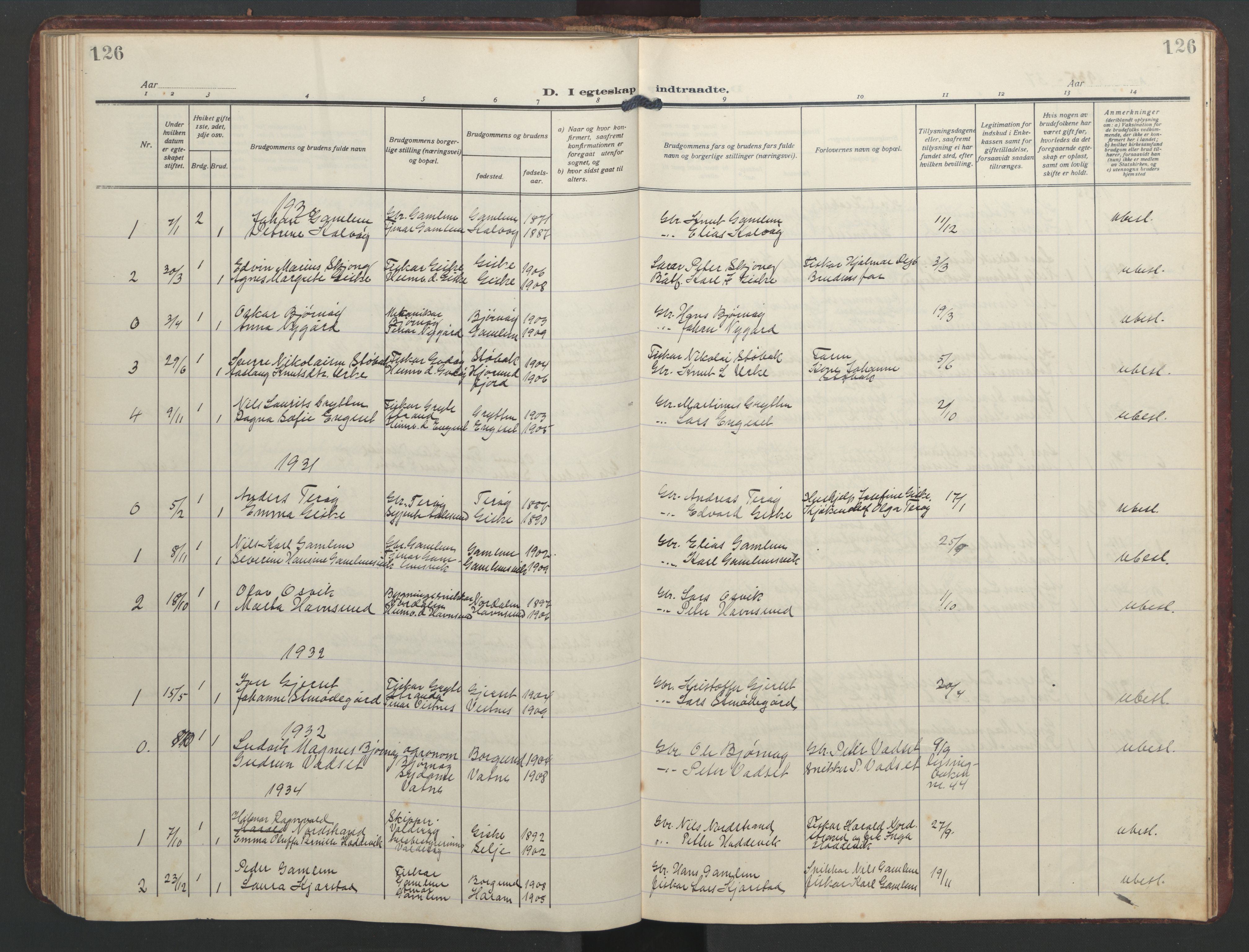 Ministerialprotokoller, klokkerbøker og fødselsregistre - Møre og Romsdal, SAT/A-1454/526/L0384: Parish register (copy) no. 526C01, 1917-1952, p. 126