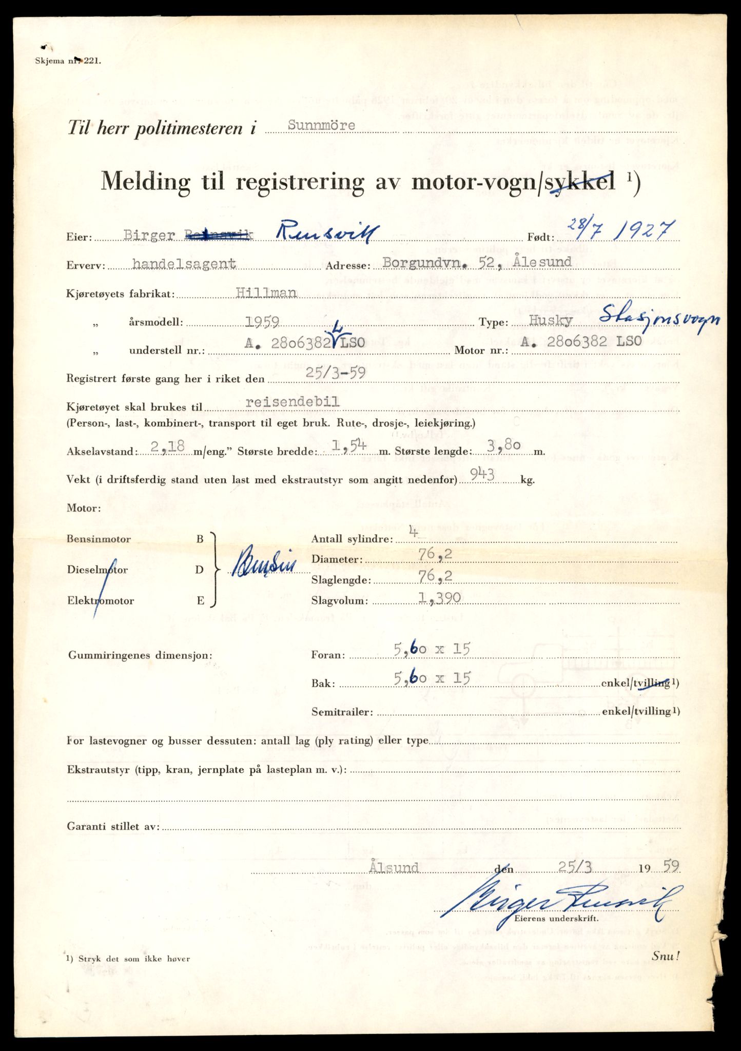 Møre og Romsdal vegkontor - Ålesund trafikkstasjon, AV/SAT-A-4099/F/Fe/L0043: Registreringskort for kjøretøy T 14080 - T 14204, 1927-1998, p. 233