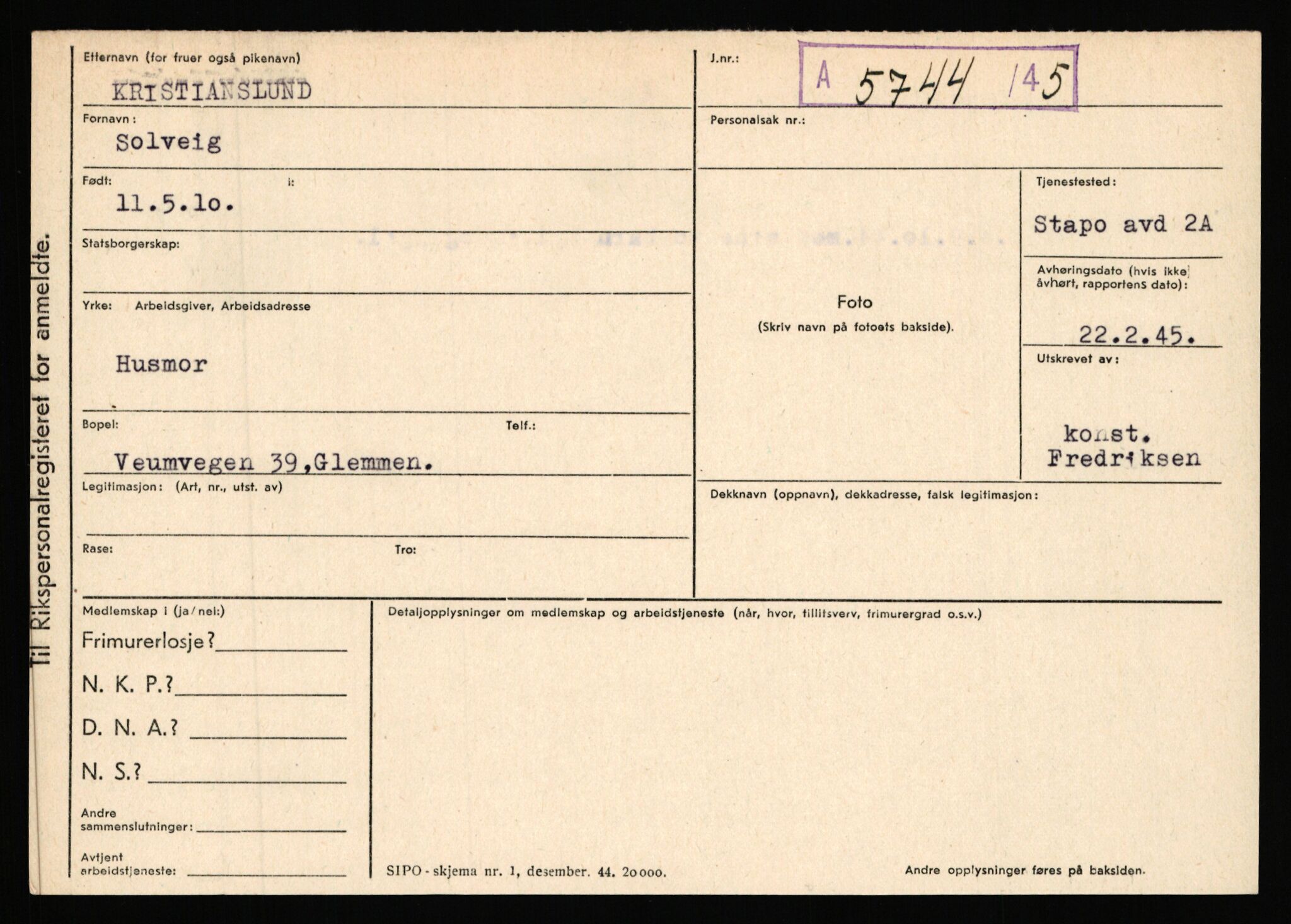 Statspolitiet - Hovedkontoret / Osloavdelingen, AV/RA-S-1329/C/Ca/L0009: Knutsen - Limstrand, 1943-1945, p. 1670