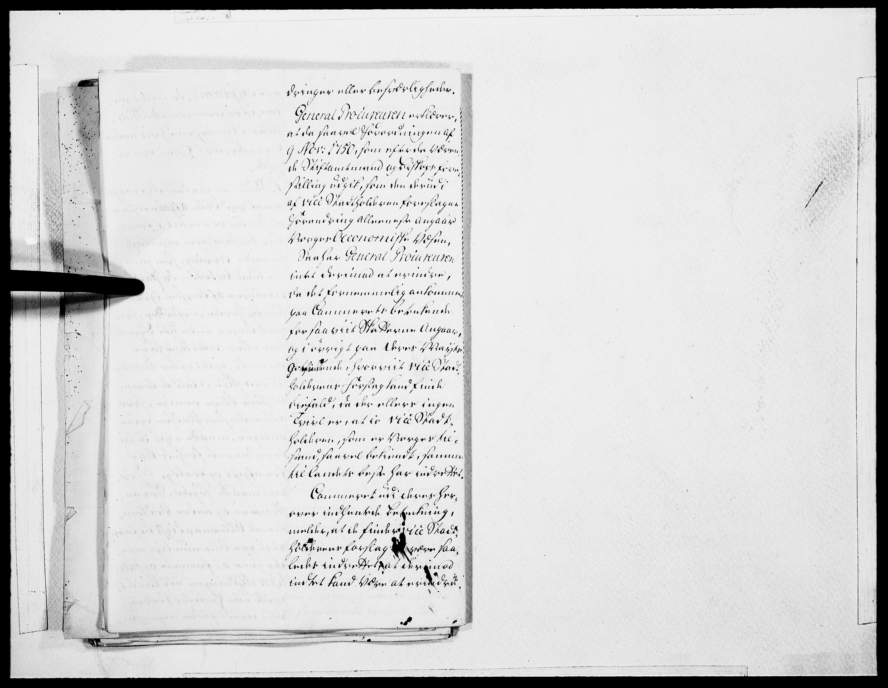 Danske Kanselli 1572-1799, AV/RA-EA-3023/F/Fc/Fcc/Fcca/L0161: Norske innlegg 1572-1799, 1752, p. 421