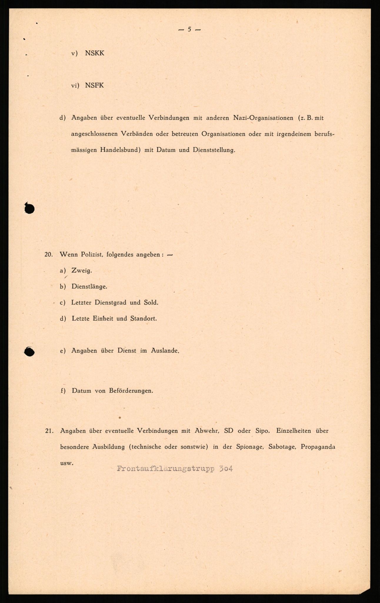 Forsvaret, Forsvarets overkommando II, AV/RA-RAFA-3915/D/Db/L0018: CI Questionaires. Tyske okkupasjonsstyrker i Norge. Tyskere., 1945-1946, p. 56