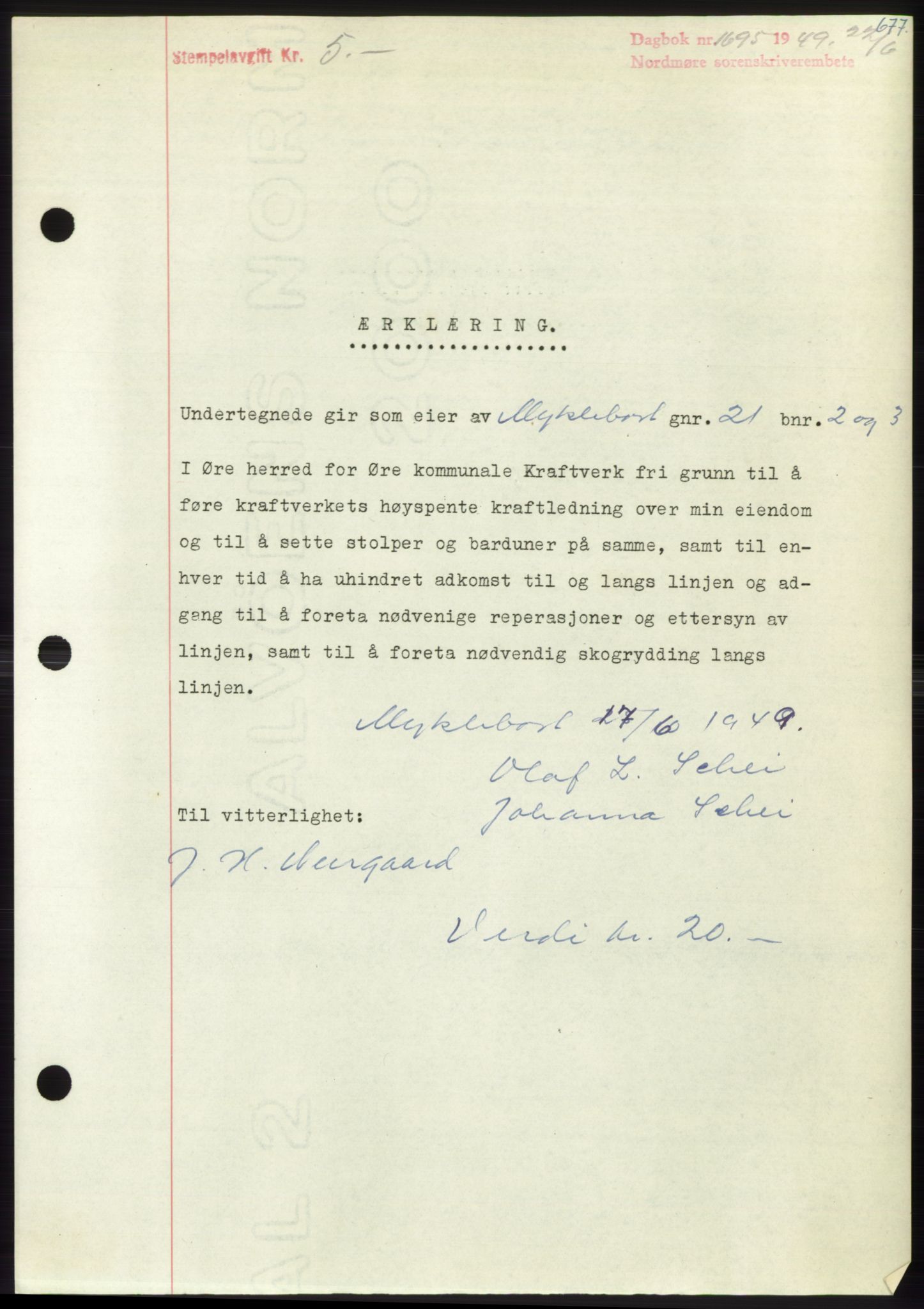 Nordmøre sorenskriveri, AV/SAT-A-4132/1/2/2Ca: Mortgage book no. B101, 1949-1949, Diary no: : 1695/1949