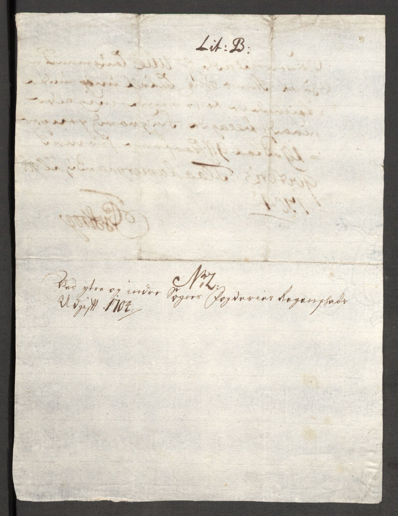 Rentekammeret inntil 1814, Reviderte regnskaper, Fogderegnskap, AV/RA-EA-4092/R52/L3313: Fogderegnskap Sogn, 1703-1704, p. 451