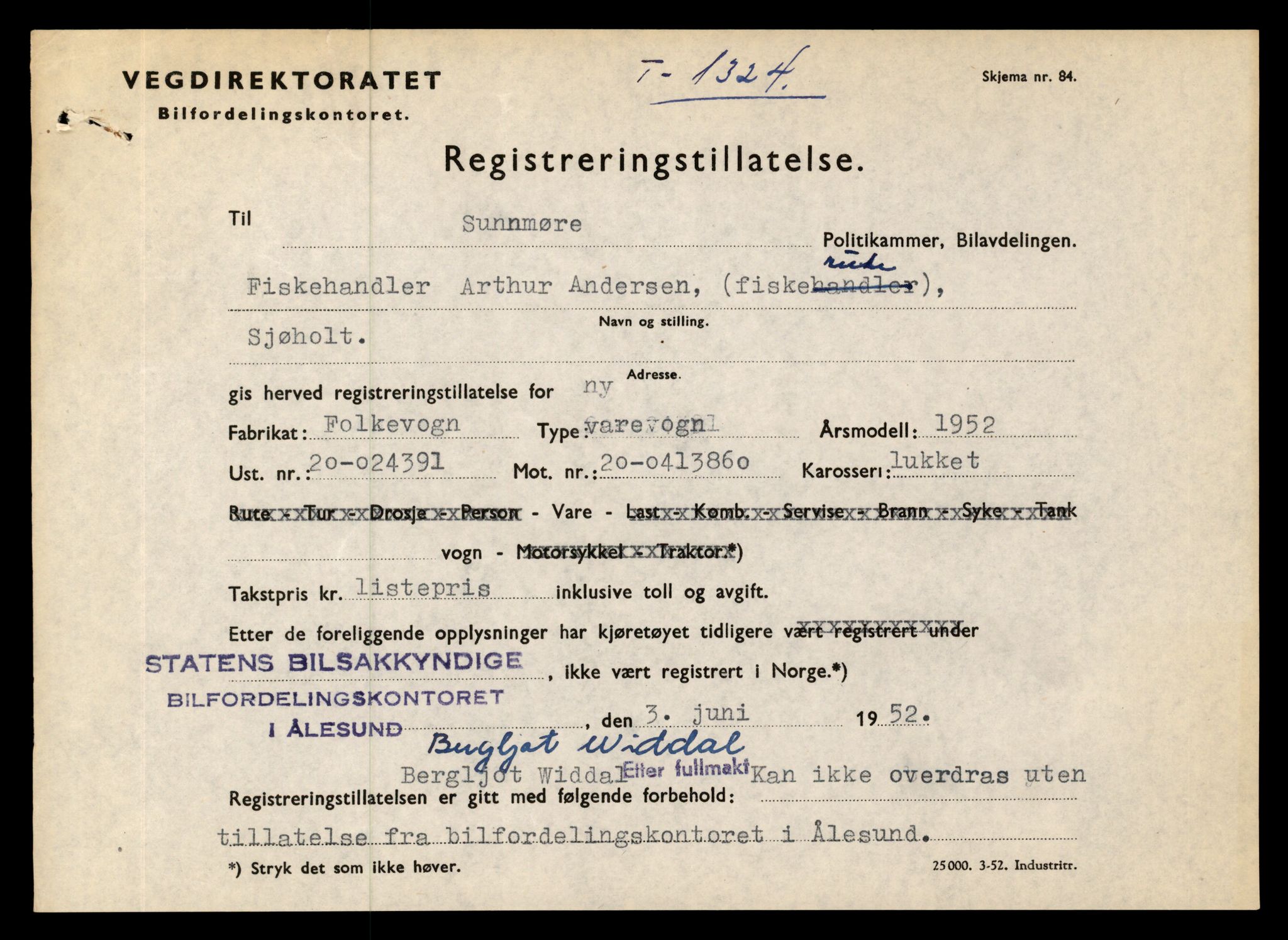 Møre og Romsdal vegkontor - Ålesund trafikkstasjon, SAT/A-4099/F/Fe/L0012: Registreringskort for kjøretøy T 1290 - T 1450, 1927-1998, p. 905