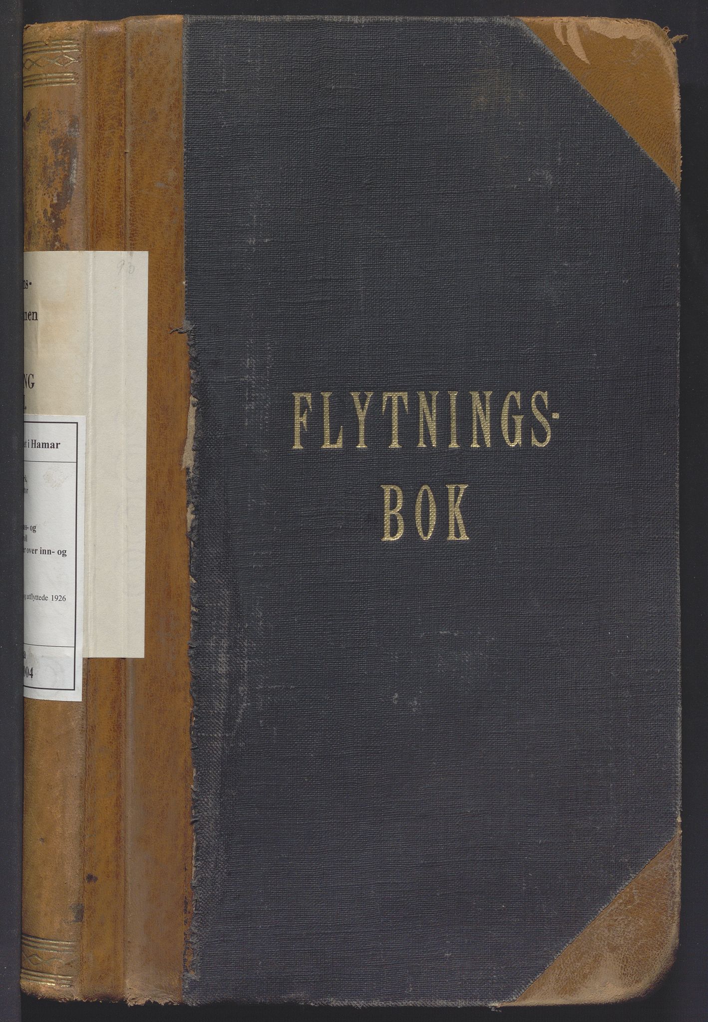 Vang, Hedmark, lensmannskontor, AV/SAH-LHV-018/N/Na/L0004: Protokoll over inn- og utflyttede, 1926-1931