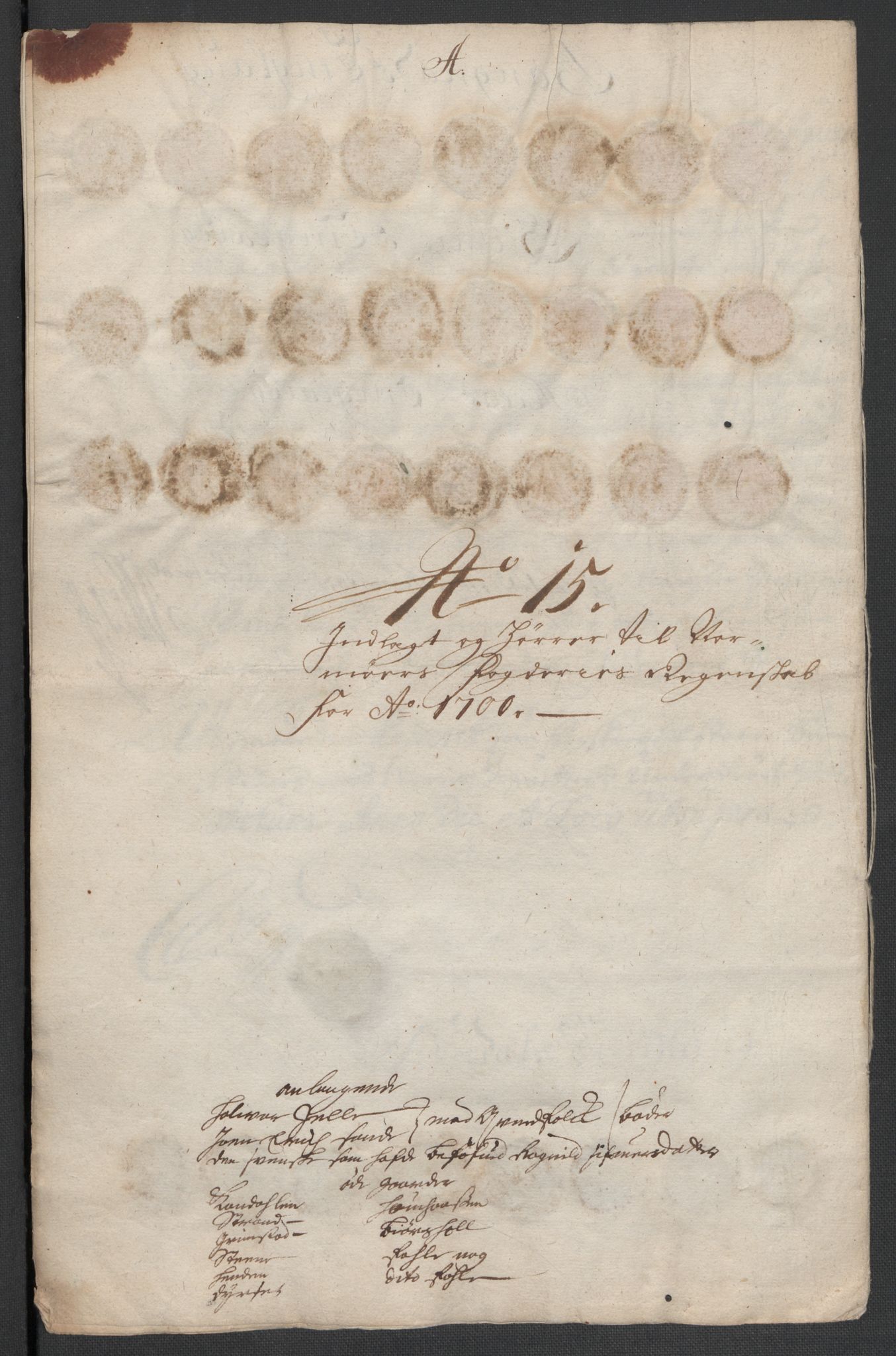 Rentekammeret inntil 1814, Reviderte regnskaper, Fogderegnskap, AV/RA-EA-4092/R56/L3739: Fogderegnskap Nordmøre, 1700-1702, p. 125