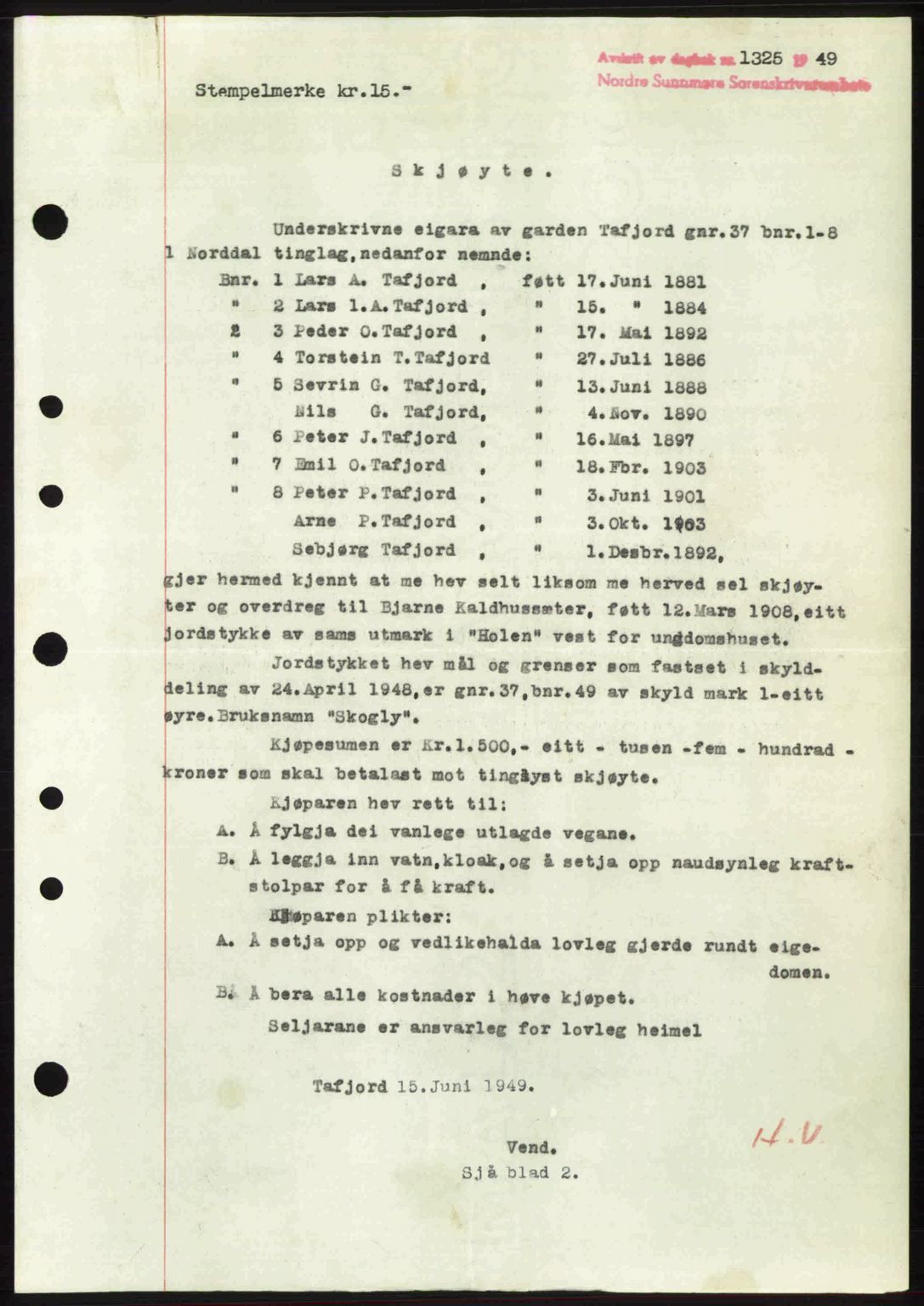 Nordre Sunnmøre sorenskriveri, AV/SAT-A-0006/1/2/2C/2Ca: Mortgage book no. A31, 1949-1949, Diary no: : 1325/1949