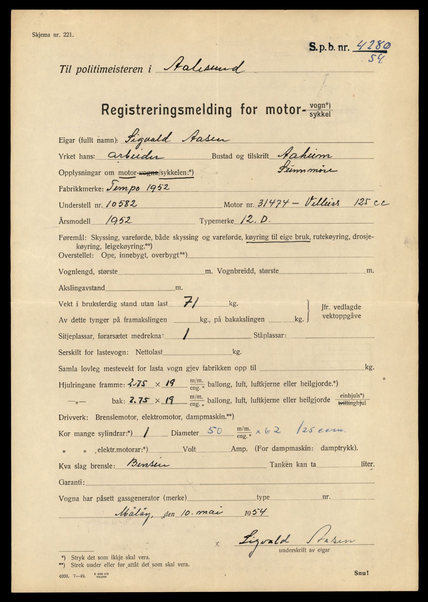 Møre og Romsdal vegkontor - Ålesund trafikkstasjon, AV/SAT-A-4099/F/Fe/L0037: Registreringskort for kjøretøy T 13031 - T 13179, 1927-1998, p. 2656