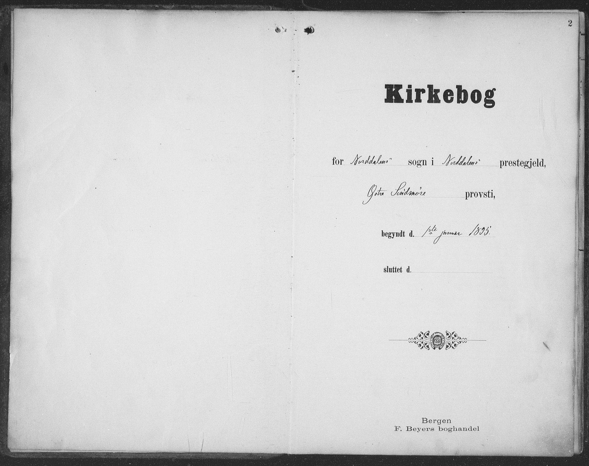 Ministerialprotokoller, klokkerbøker og fødselsregistre - Møre og Romsdal, AV/SAT-A-1454/519/L0256: Parish register (official) no. 519A15, 1895-1912, p. 2