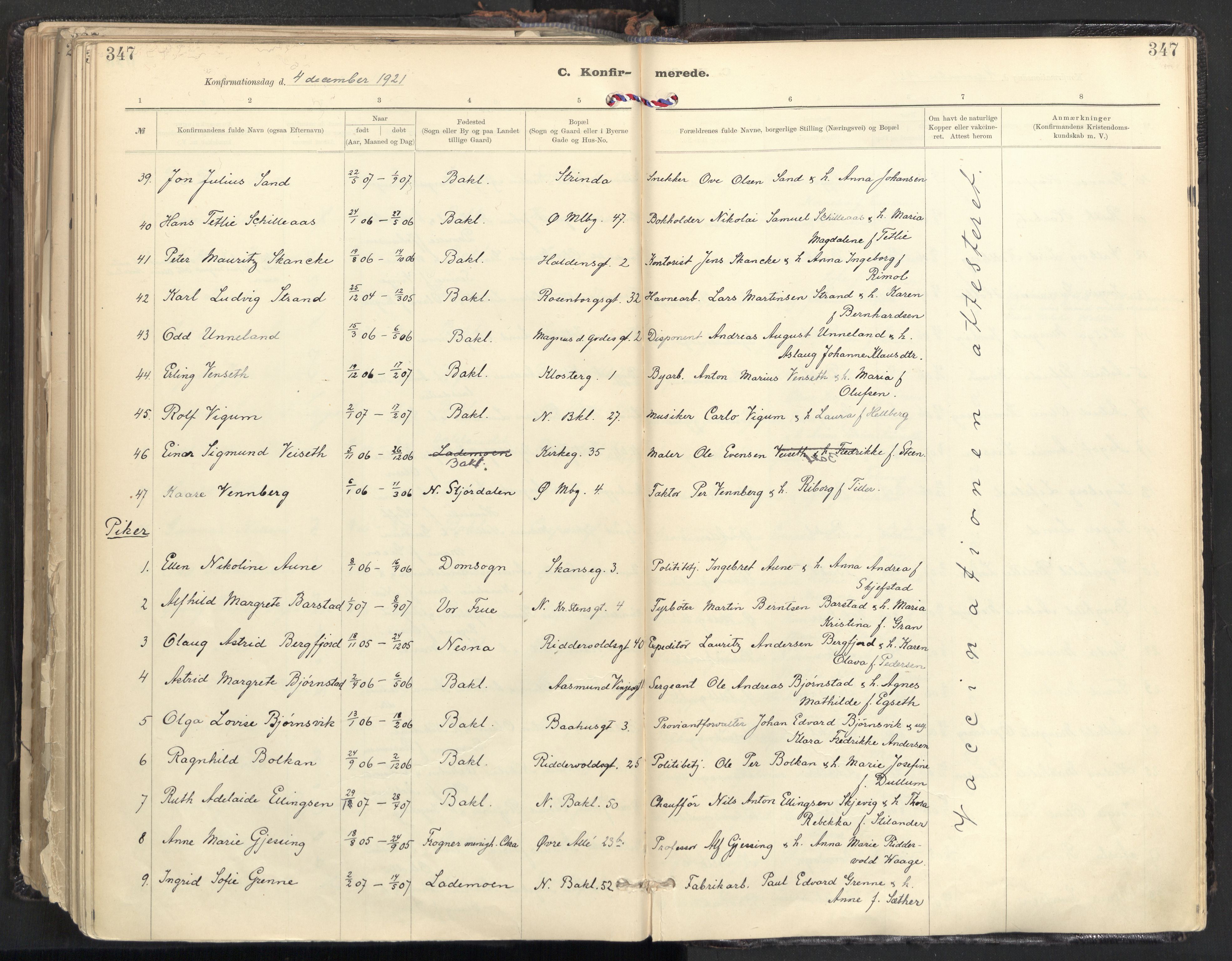 Ministerialprotokoller, klokkerbøker og fødselsregistre - Sør-Trøndelag, AV/SAT-A-1456/604/L0205: Parish register (official) no. 604A25, 1917-1932, p. 347