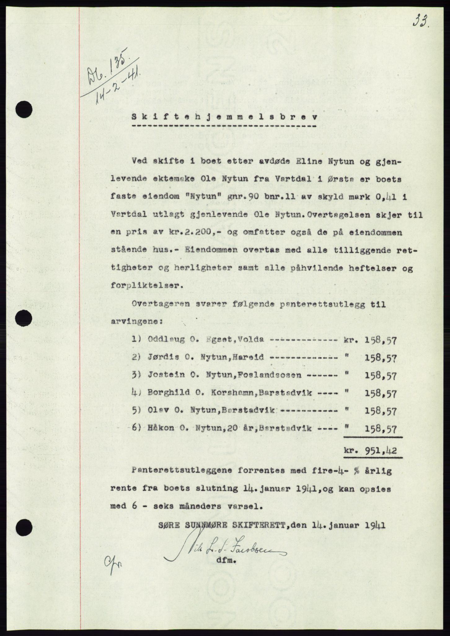 Søre Sunnmøre sorenskriveri, AV/SAT-A-4122/1/2/2C/L0071: Mortgage book no. 65, 1941-1941, Diary no: : 135/1941