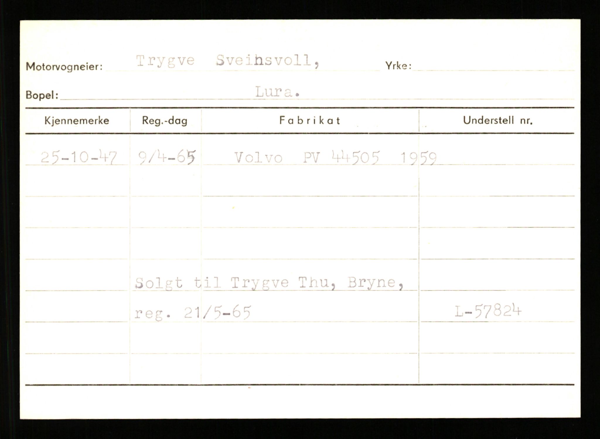 Stavanger trafikkstasjon, AV/SAST-A-101942/0/G/L0011: Registreringsnummer: 240000 - 363477, 1930-1971, p. 437