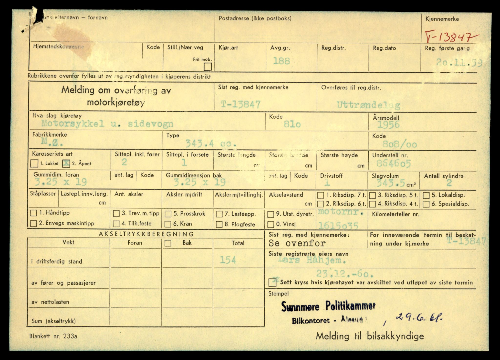 Møre og Romsdal vegkontor - Ålesund trafikkstasjon, AV/SAT-A-4099/F/Fe/L0041: Registreringskort for kjøretøy T 13710 - T 13905, 1927-1998, p. 2473