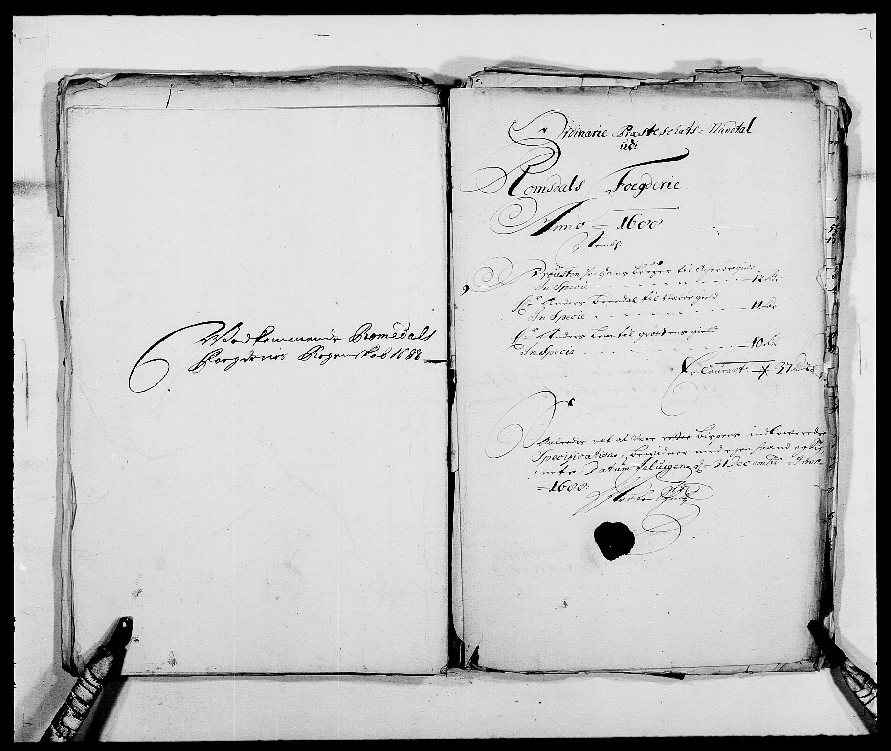 Rentekammeret inntil 1814, Reviderte regnskaper, Fogderegnskap, AV/RA-EA-4092/R55/L3648: Fogderegnskap Romsdal, 1687-1689, p. 289