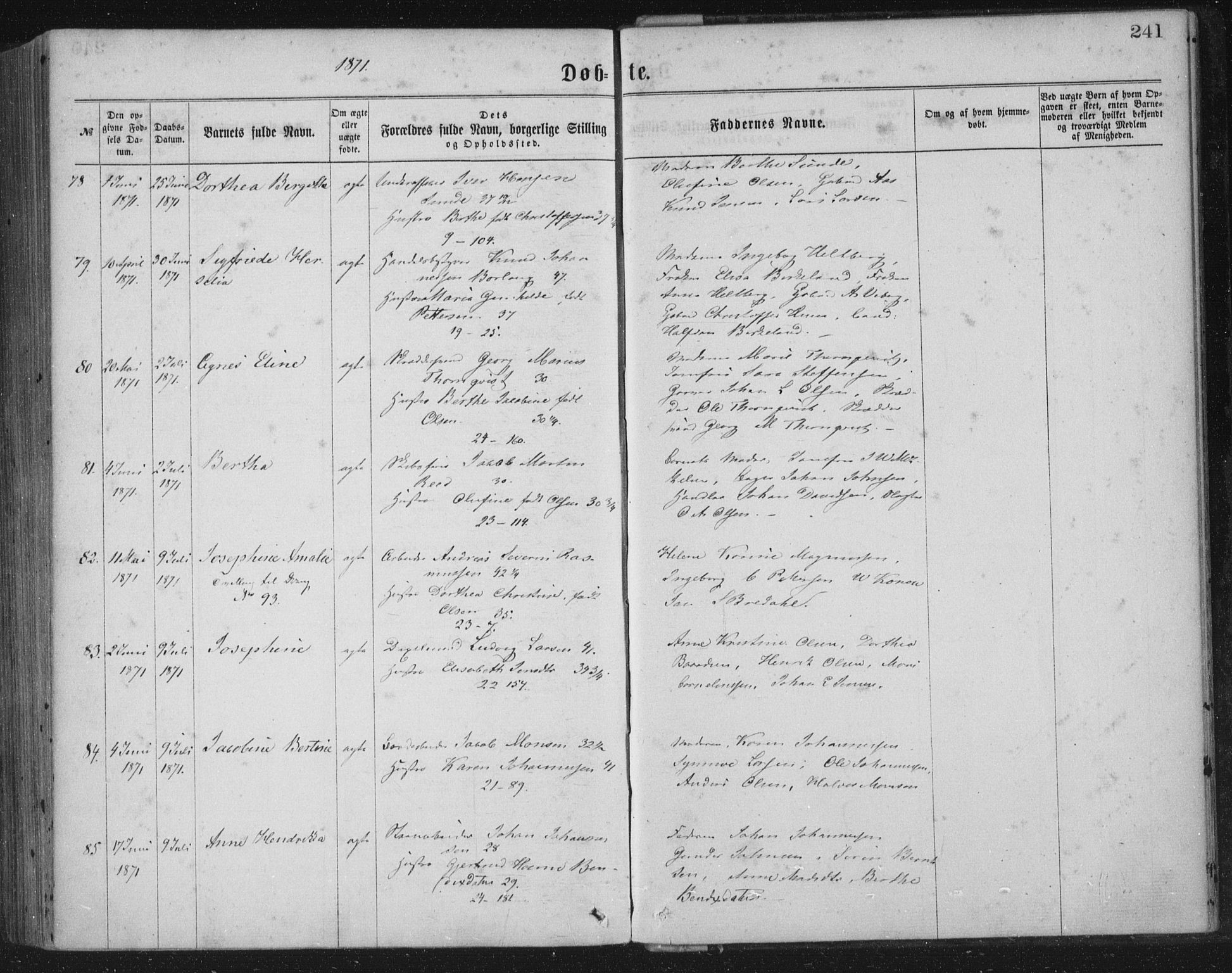 Korskirken sokneprestembete, AV/SAB-A-76101/H/Haa/L0019: Parish register (official) no. B 5, 1866-1871, p. 241