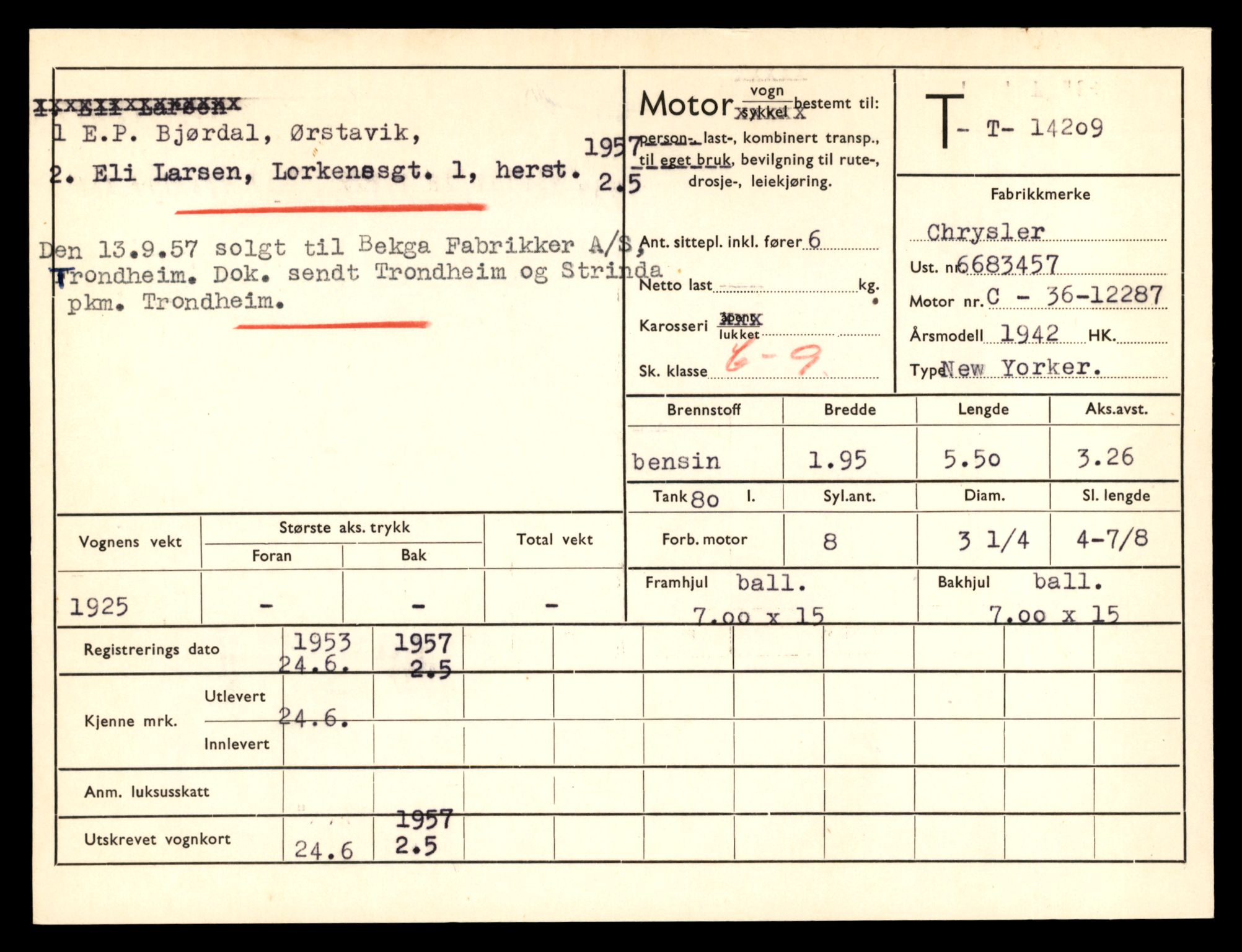 Møre og Romsdal vegkontor - Ålesund trafikkstasjon, AV/SAT-A-4099/F/Fe/L0044: Registreringskort for kjøretøy T 14205 - T 14319, 1927-1998, p. 127