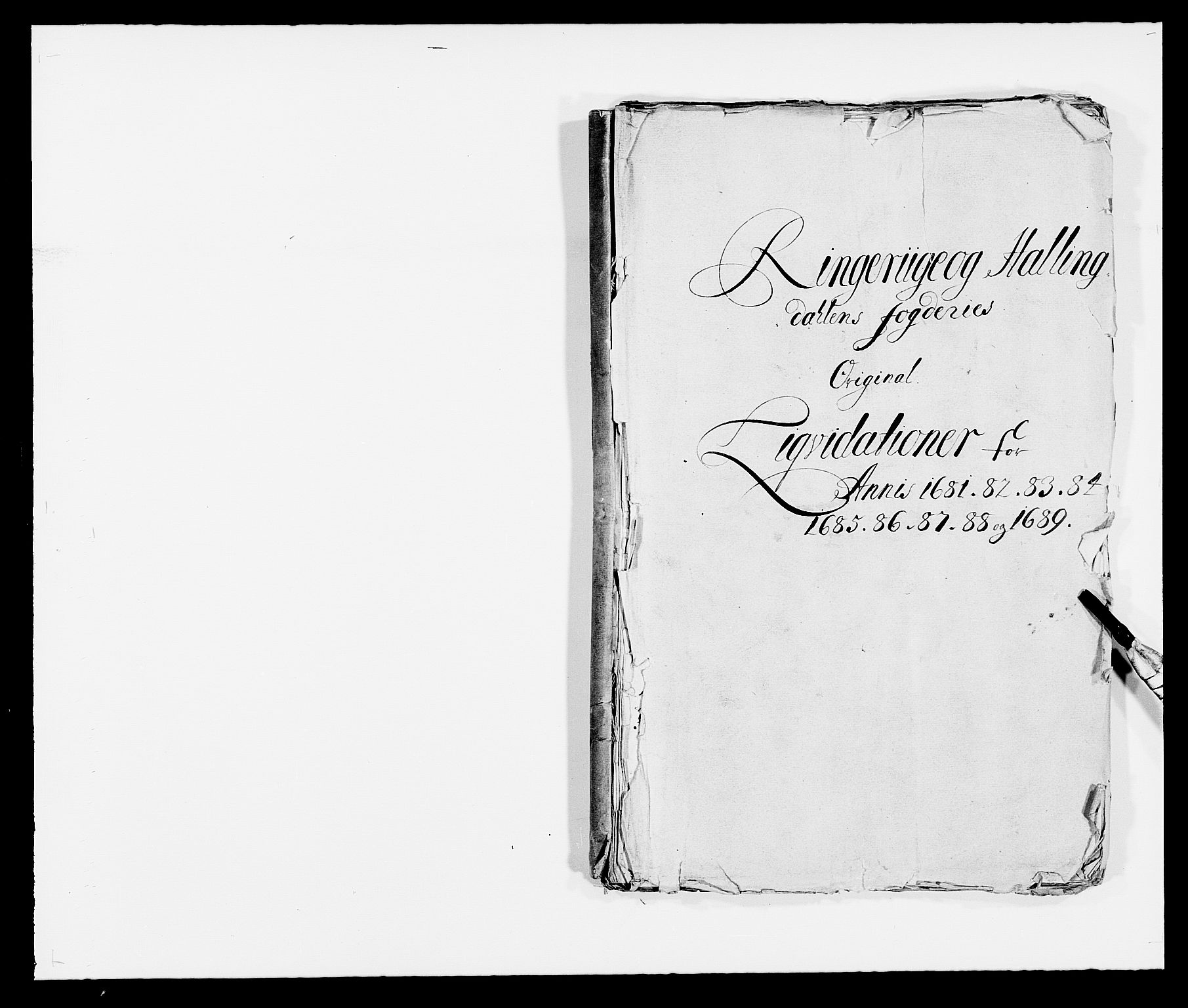 Rentekammeret inntil 1814, Reviderte regnskaper, Fogderegnskap, RA/EA-4092/R21/L1445: Fogderegnskap Ringerike og Hallingdal, 1681-1689, p. 1