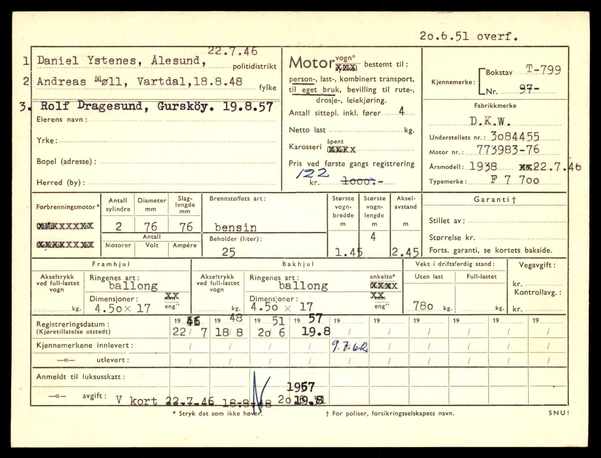 Møre og Romsdal vegkontor - Ålesund trafikkstasjon, SAT/A-4099/F/Fe/L0008: Registreringskort for kjøretøy T 747 - T 894, 1927-1998, p. 1554