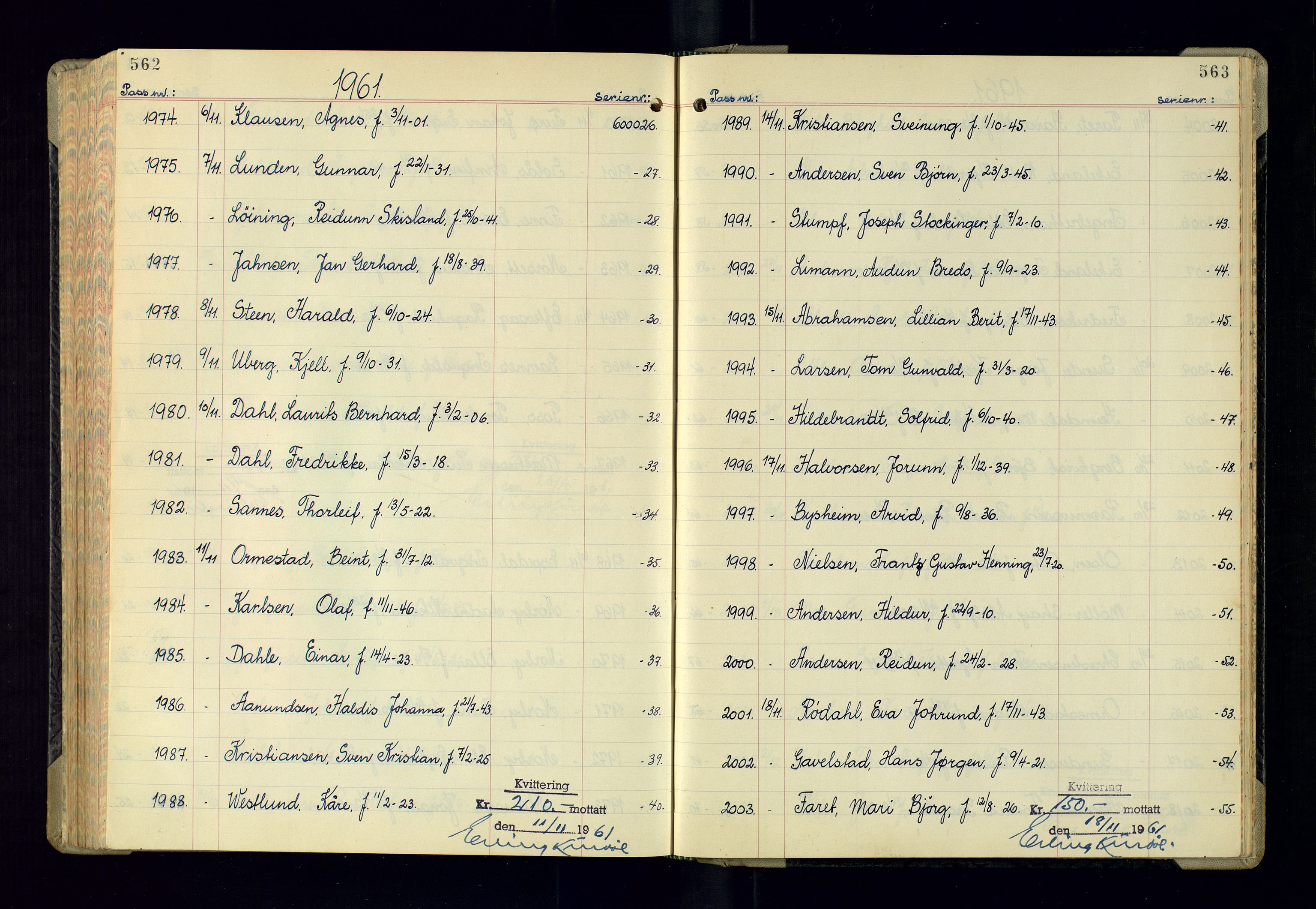 Kristiansand politikammer - 2, SAK/1243-0009/K/Ka/Kaa/L0614: Passprotokoll, liste med løpenumre, 1958-1962, p. 562-563