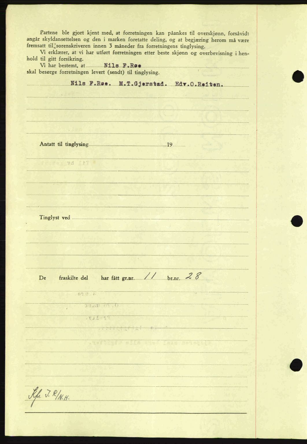 Nordmøre sorenskriveri, AV/SAT-A-4132/1/2/2Ca: Mortgage book no. A98, 1944-1944, Diary no: : 1586/1944