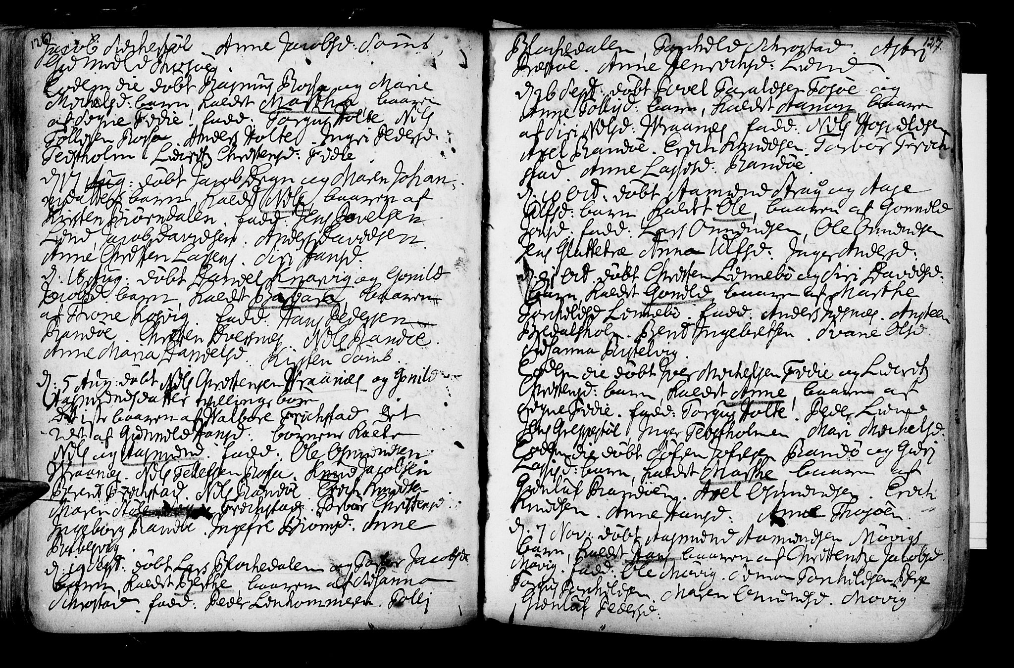 Oddernes sokneprestkontor, AV/SAK-1111-0033/F/Fa/Faa/L0002: Parish register (official) no. A 2, 1719-1764, p. 126-127