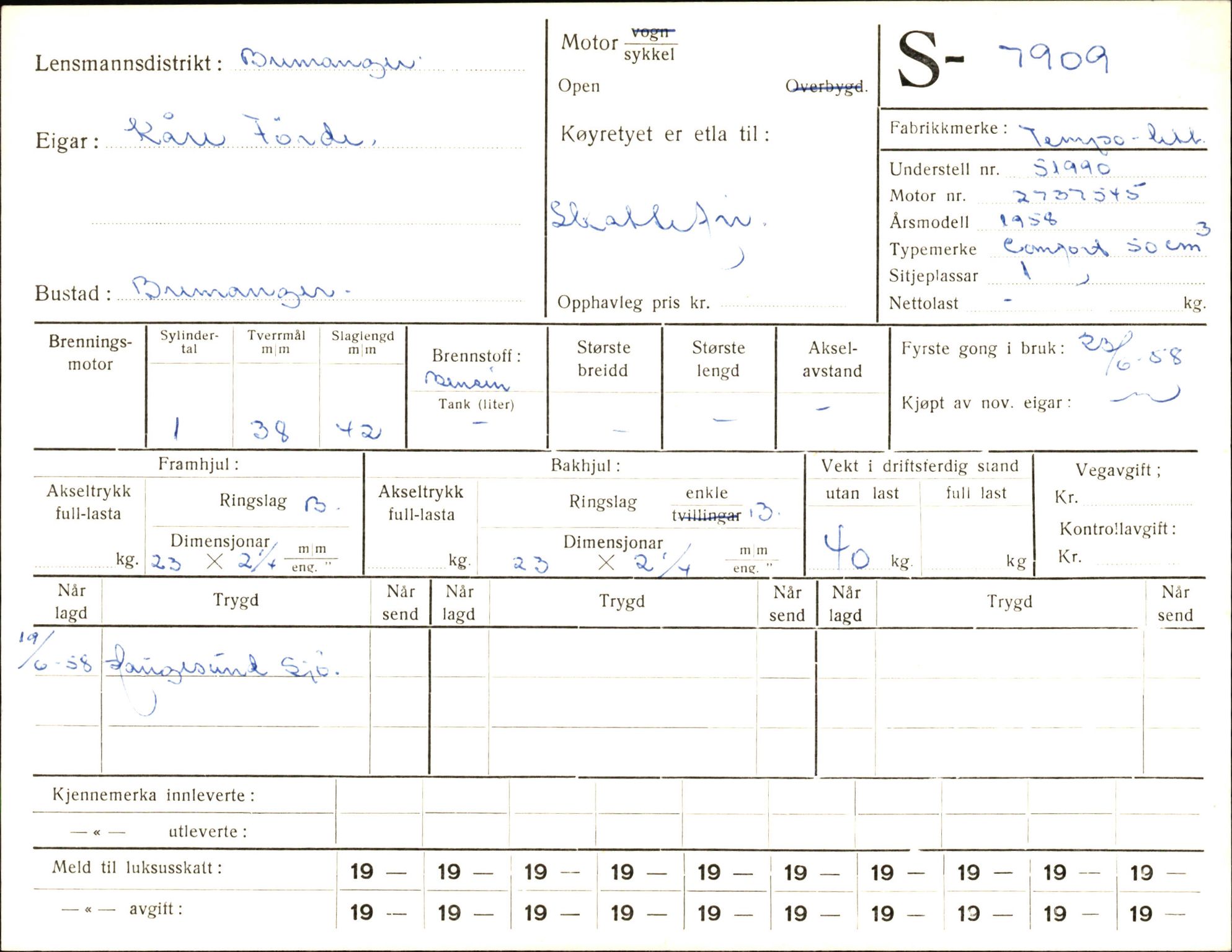 Statens vegvesen, Sogn og Fjordane vegkontor, AV/SAB-A-5301/4/F/L0005: Registerkort utmeldte Fjordane S7900-8299, 1930-1961, p. 14